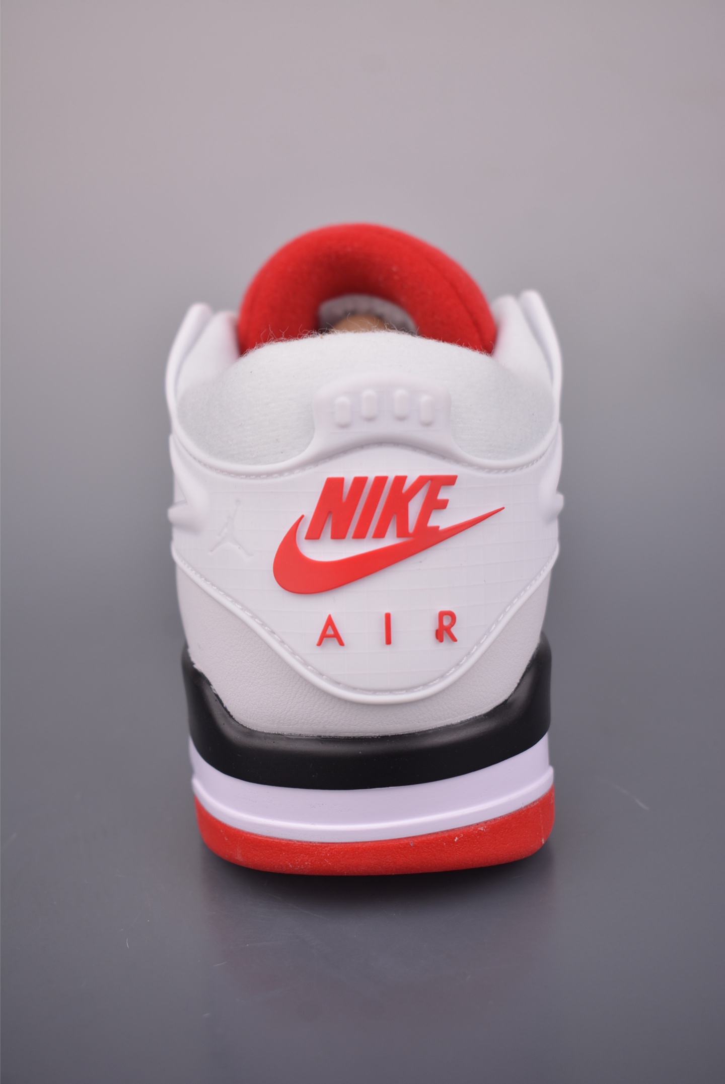 Nigel Sylvester x Jordan Air Jordan 4 RM SP AJ4低帮 复刻麂皮白黑红 FQ7939-102