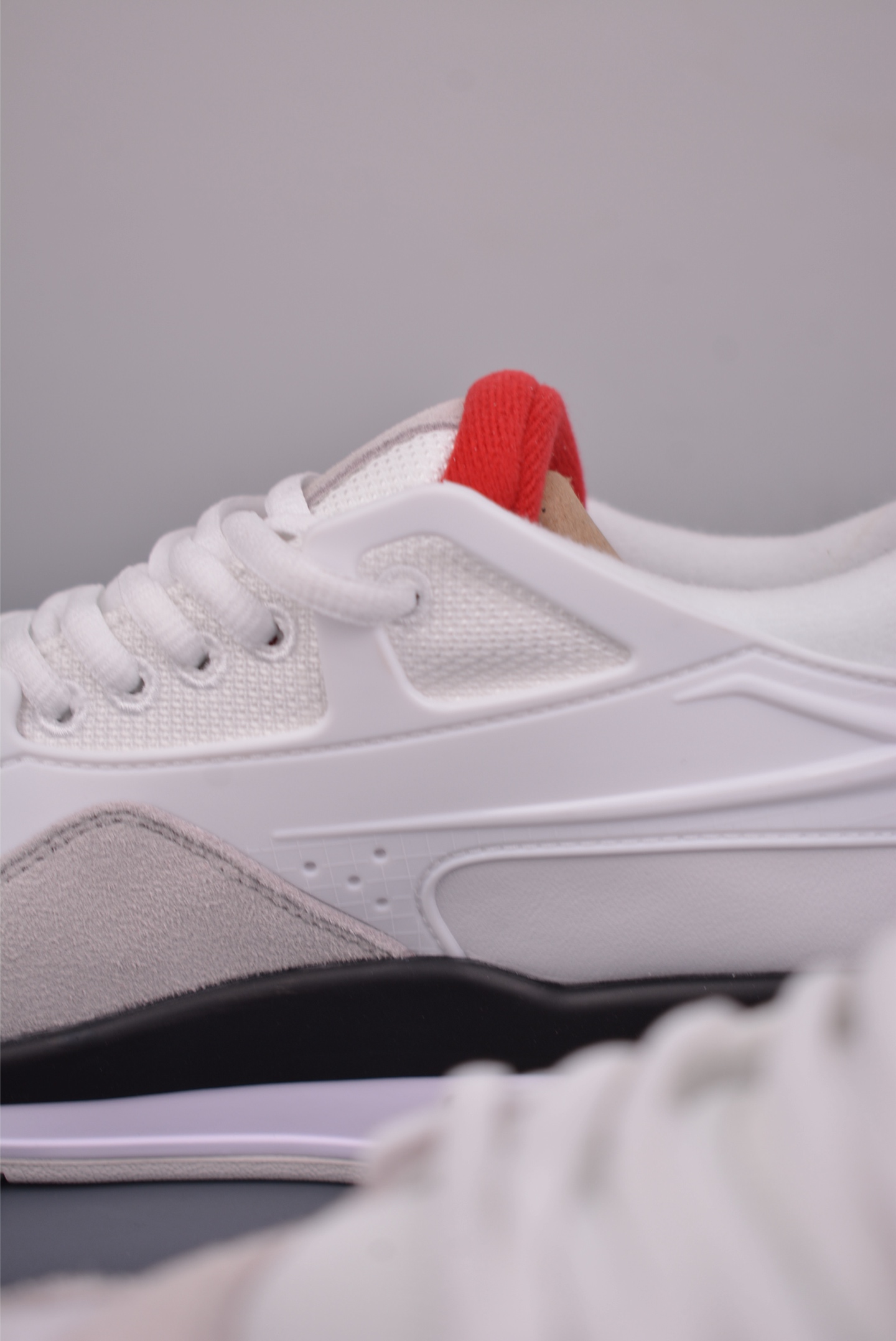 Nigel Sylvester x Jordan Air Jordan 4 RM SP AJ4低帮 复刻麂皮白黑红 FQ7939-102