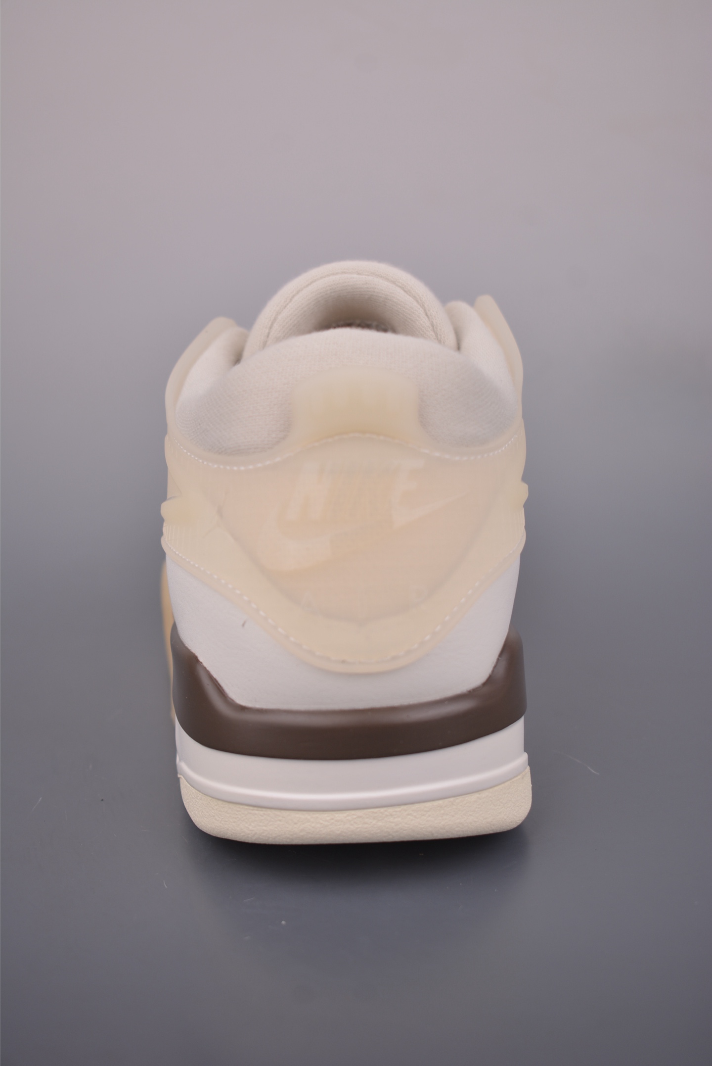 Nigel Sylvester x Jordan Air Jordan 4 RM SP AJ4低帮 复刻麂皮米白 IB8857-141