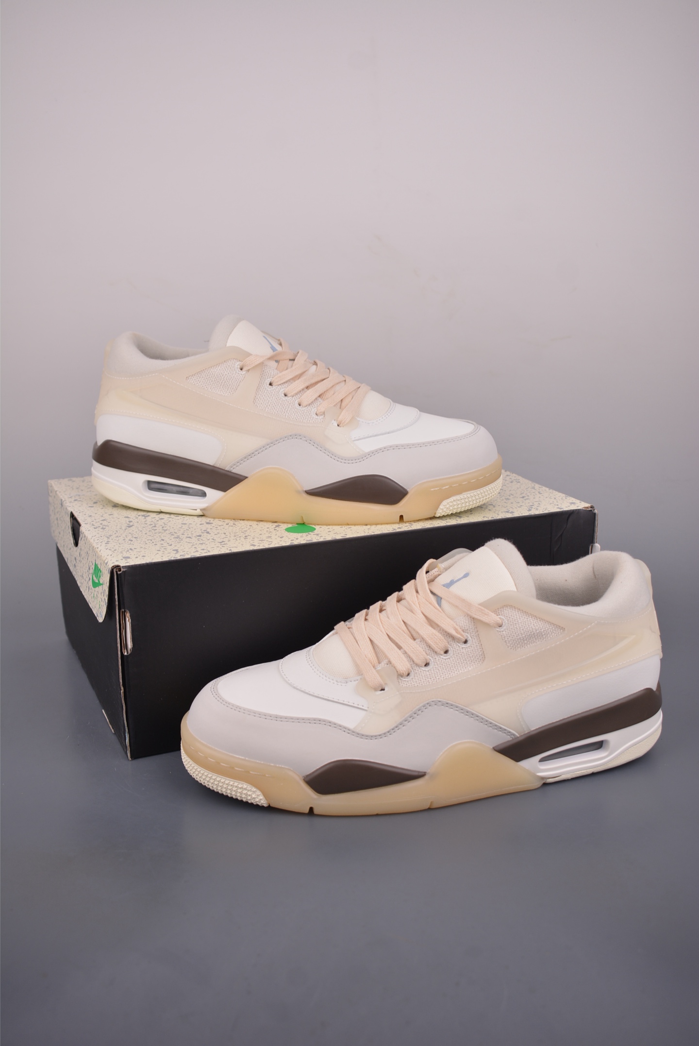 Nigel Sylvester x Jordan Air Jordan 4 RM SP AJ4低帮 复刻麂皮米白 IB8857-141