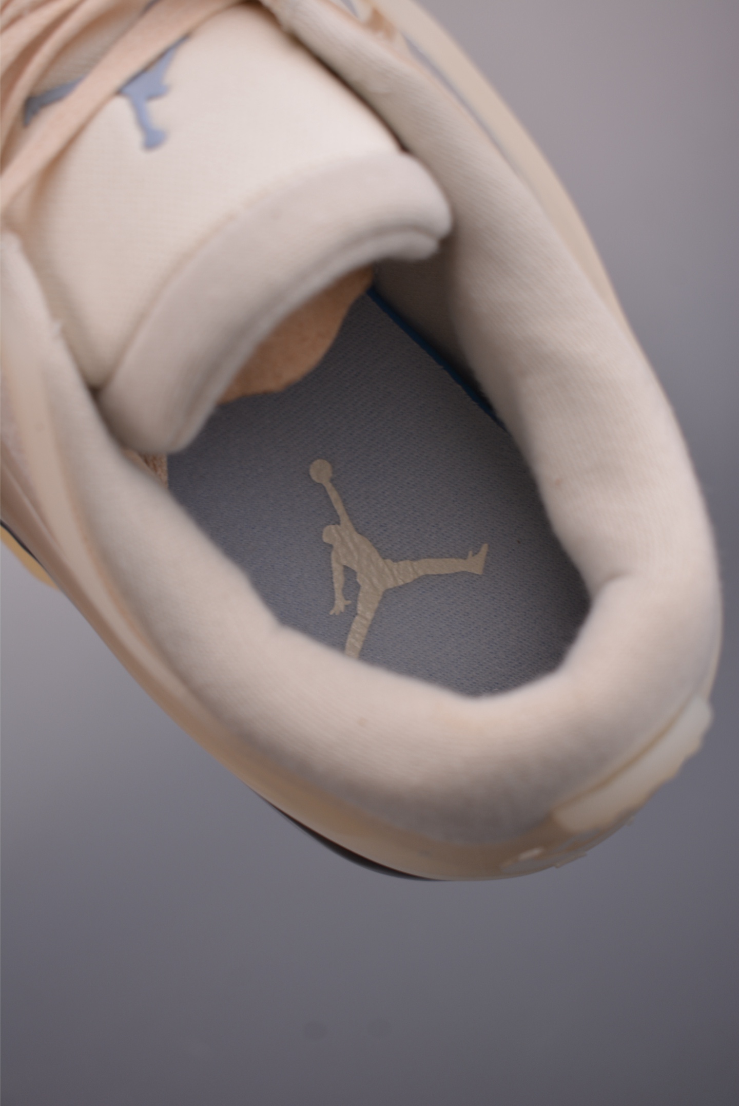 Nigel Sylvester x Jordan Air Jordan 4 RM SP AJ4低帮 复刻麂皮米白 IB8857-141