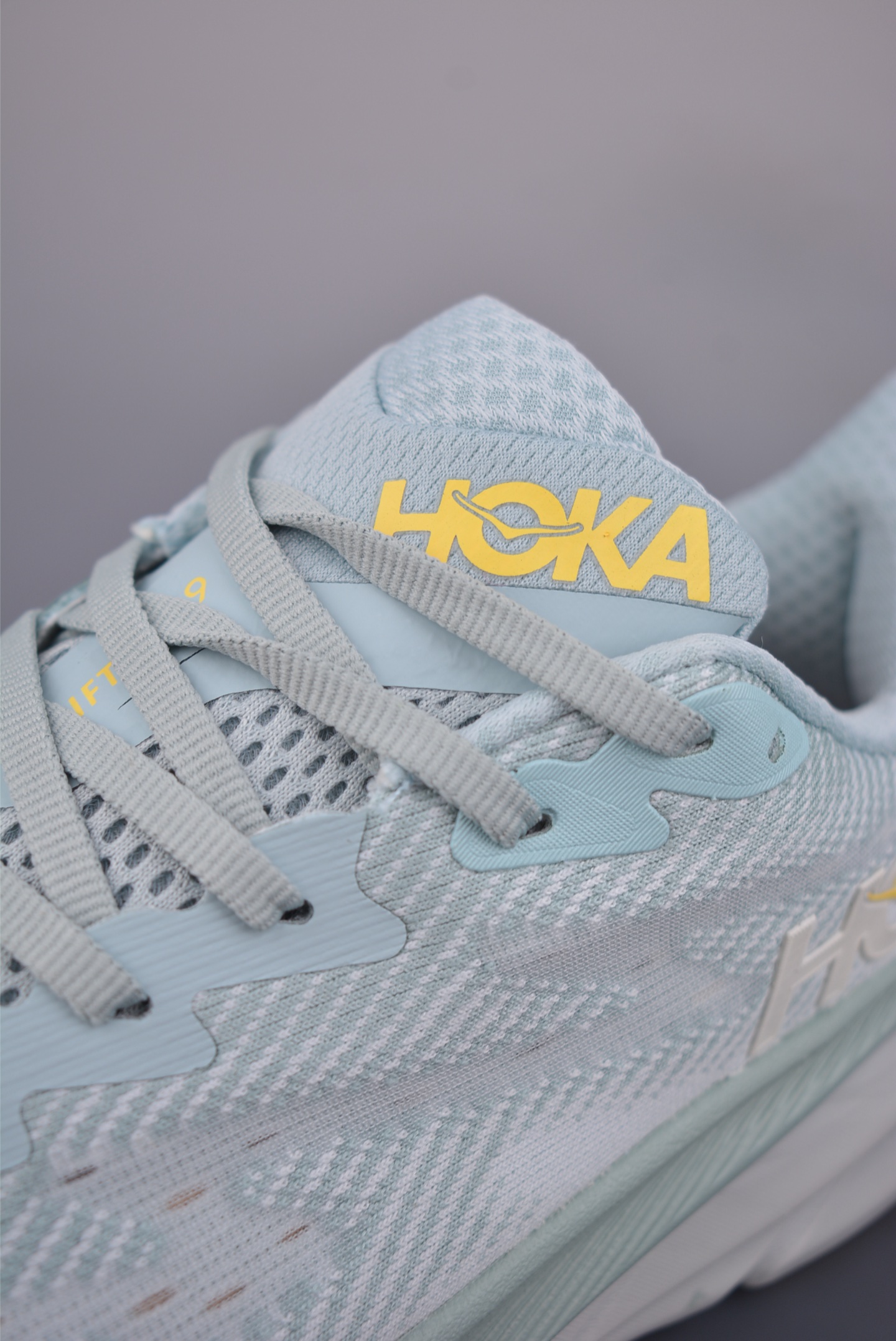 150 HOKA ONE ONE M CLIFTON 9 邦迪九代舒适防滑耐磨低帮休闲跑步鞋 1127895