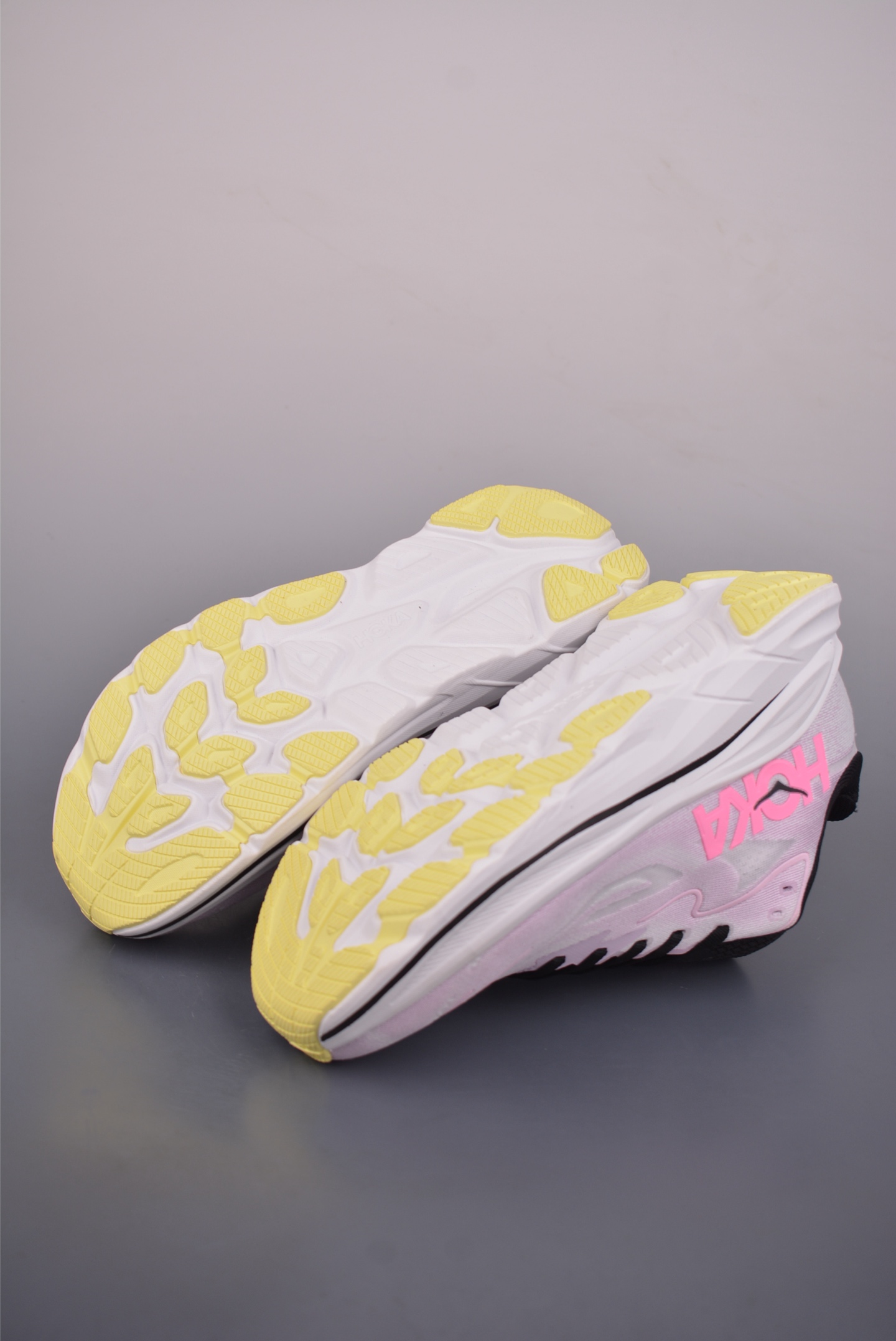 150 HOKA ONE ONE M CLIFTON 10 邦迪十代舒适防滑耐磨低帮休闲跑步鞋 1127895