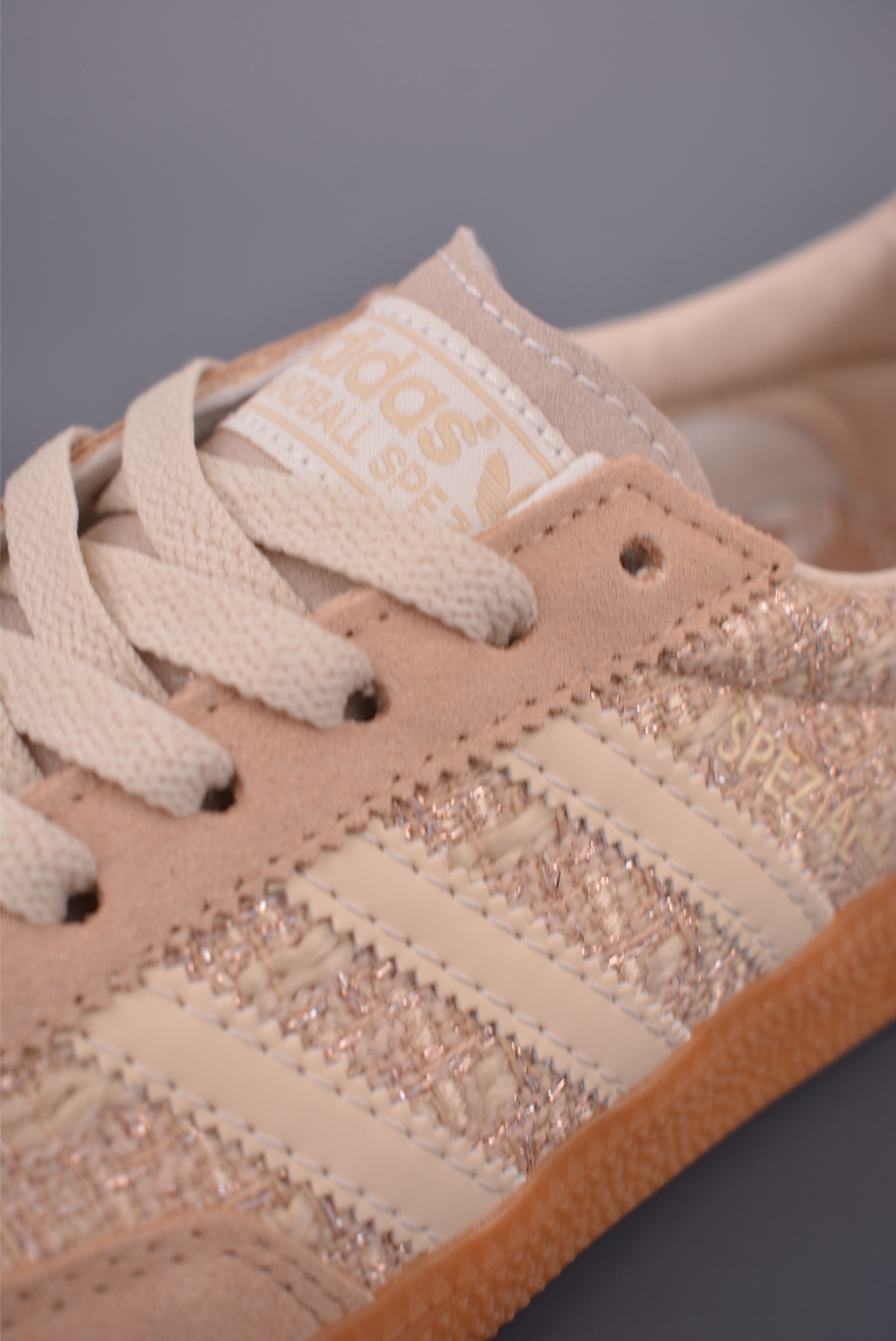 130 Adidas Handball Spezial 阿迪达斯经典款 复古休闲板鞋 JR4504-Chinese UA Cheap High Quatity Brand Clothes Bags handbags Sneakers wholesale wholesaler seller from China Factory suppliers Fashion Clothing Shoes best Quality Beautiful Price 130 Adidas Handball Spezial 阿迪达斯经典款 复古休闲板鞋 JR4504