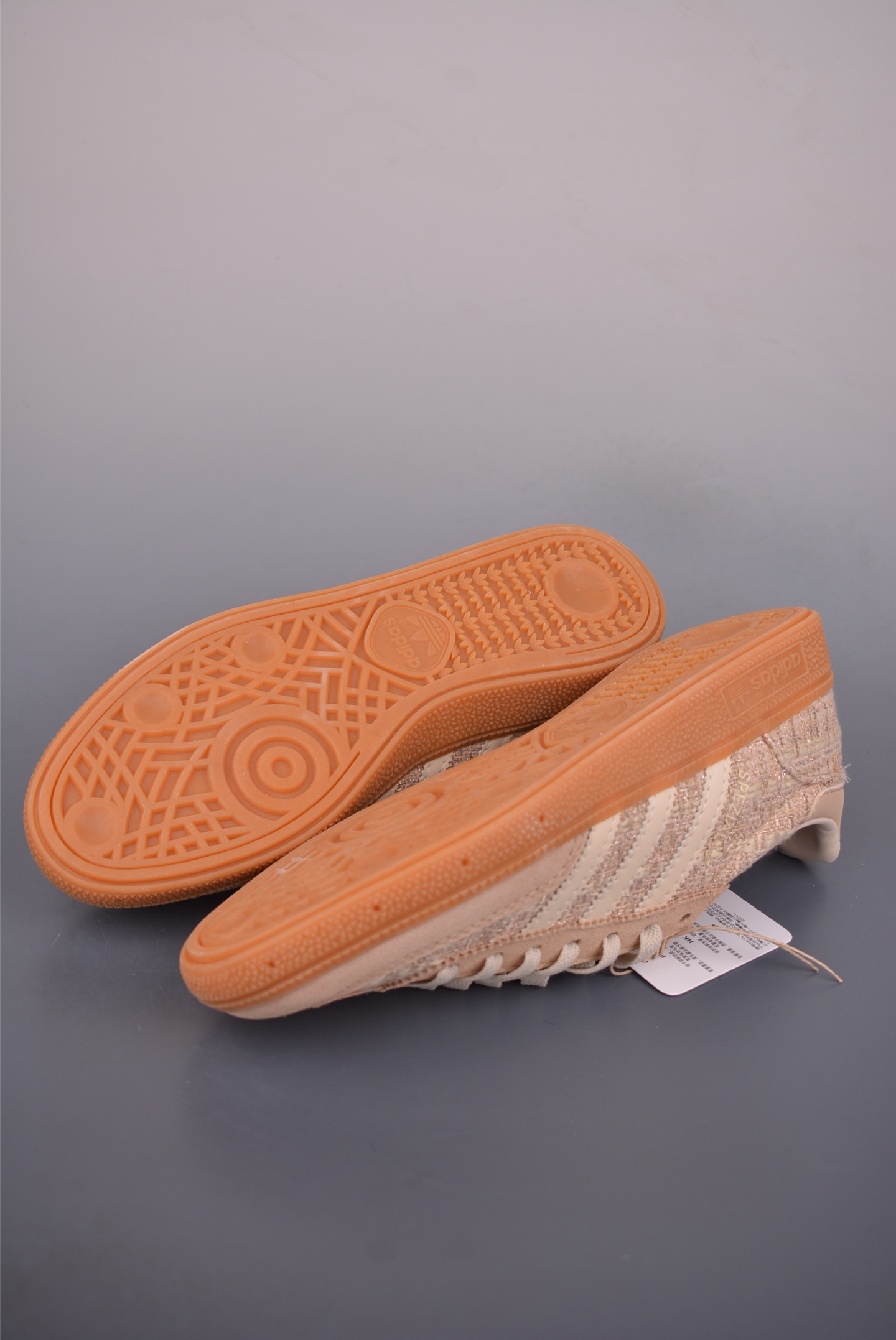 130 Adidas Handball Spezial 阿迪达斯经典款 复古休闲板鞋 JR4504-Chinese UA Cheap High Quatity Brand Clothes Bags handbags Sneakers wholesale wholesaler seller from China Factory suppliers Fashion Clothing Shoes best Quality Beautiful Price 130 Adidas Handball Spezial 阿迪达斯经典款 复古休闲板鞋 JR4504