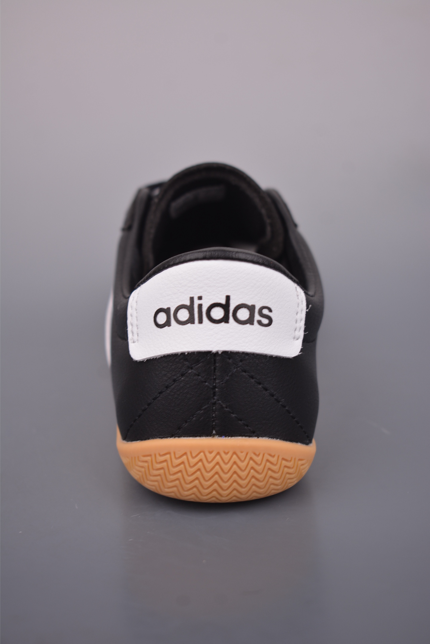 130 adidad GRAND COURT LO 网球运动休闲板鞋 JQ9684