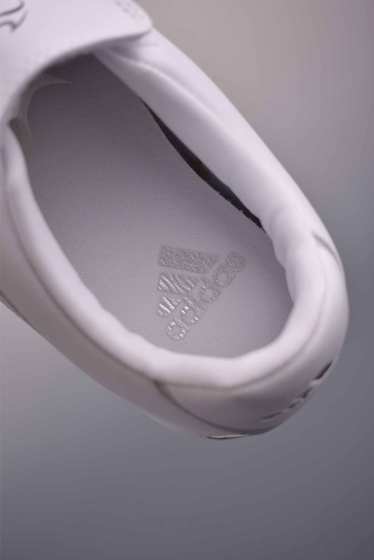 130 adidad GRAND COURT LO 网球运动休闲板鞋 实拍首发 这款生活方式运动鞋 JR6404