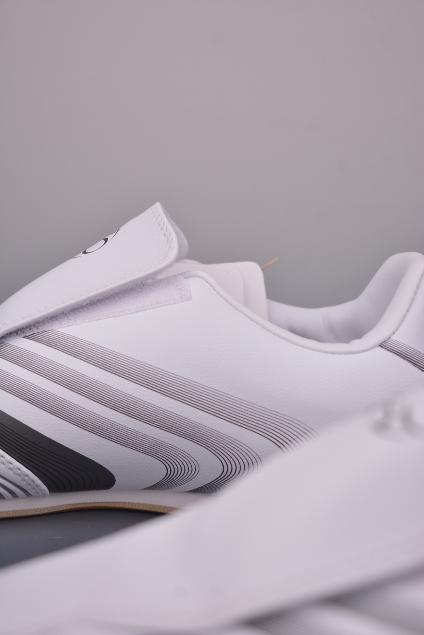 130 adidad GRAND COURT LO 网球运动休闲板鞋 实拍首发 这款生活方式运动鞋 JR6404