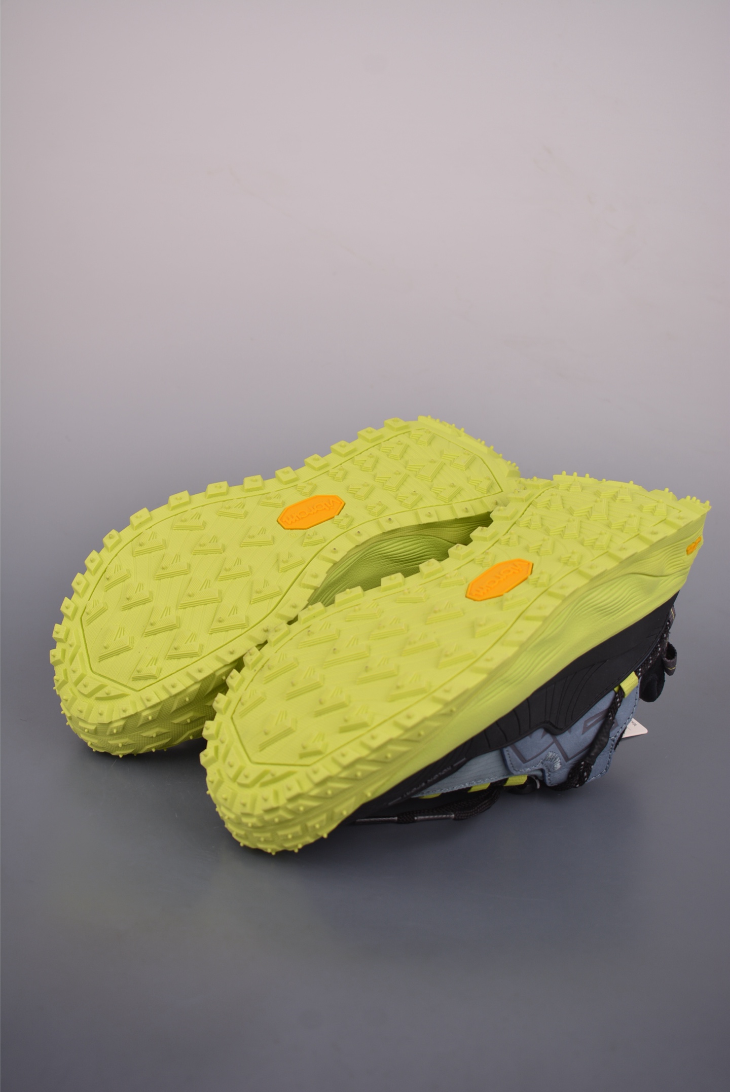 可隆KOLON LITCAMP GTX 防水支撑轻便回弹 低帮徒步鞋 LUFG5A15