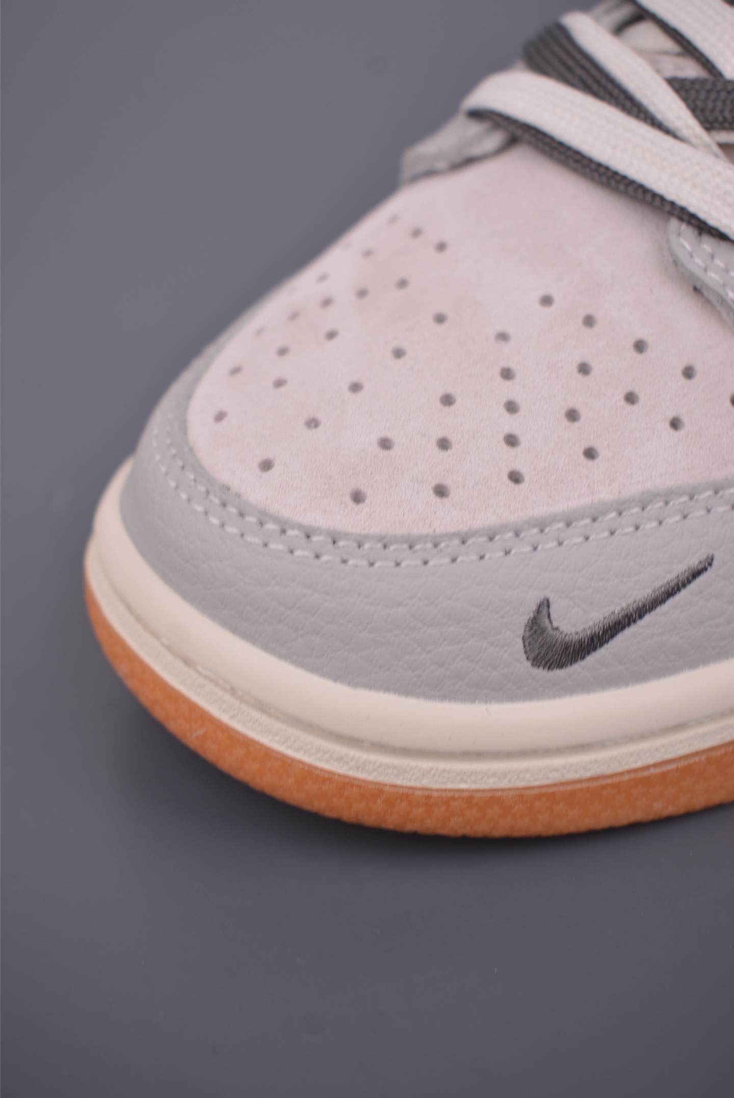 Nike SB Dunk Low LV联名 SG6688-006