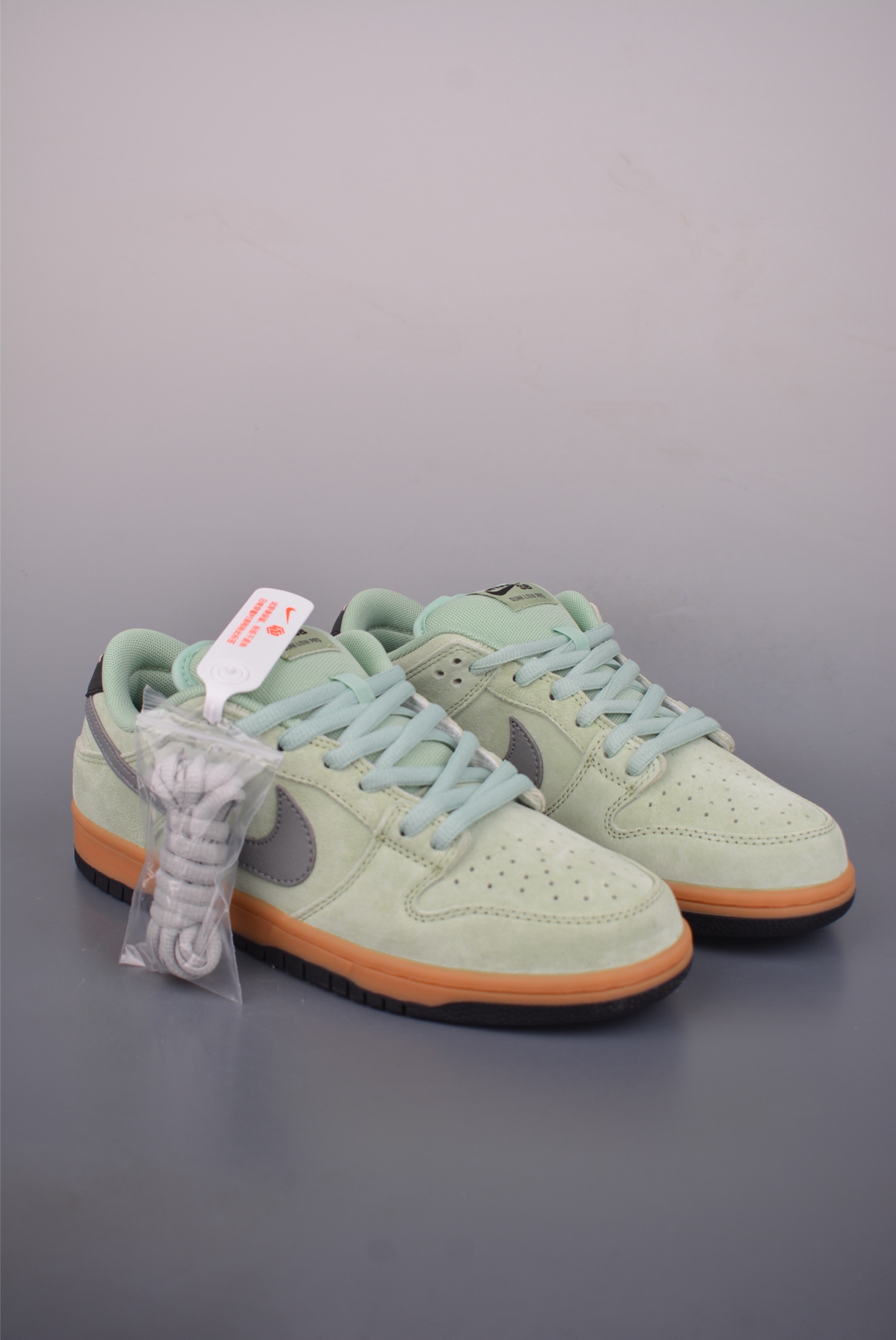 200 Nike SB Dunk Low LV联名 HQ1626-300
