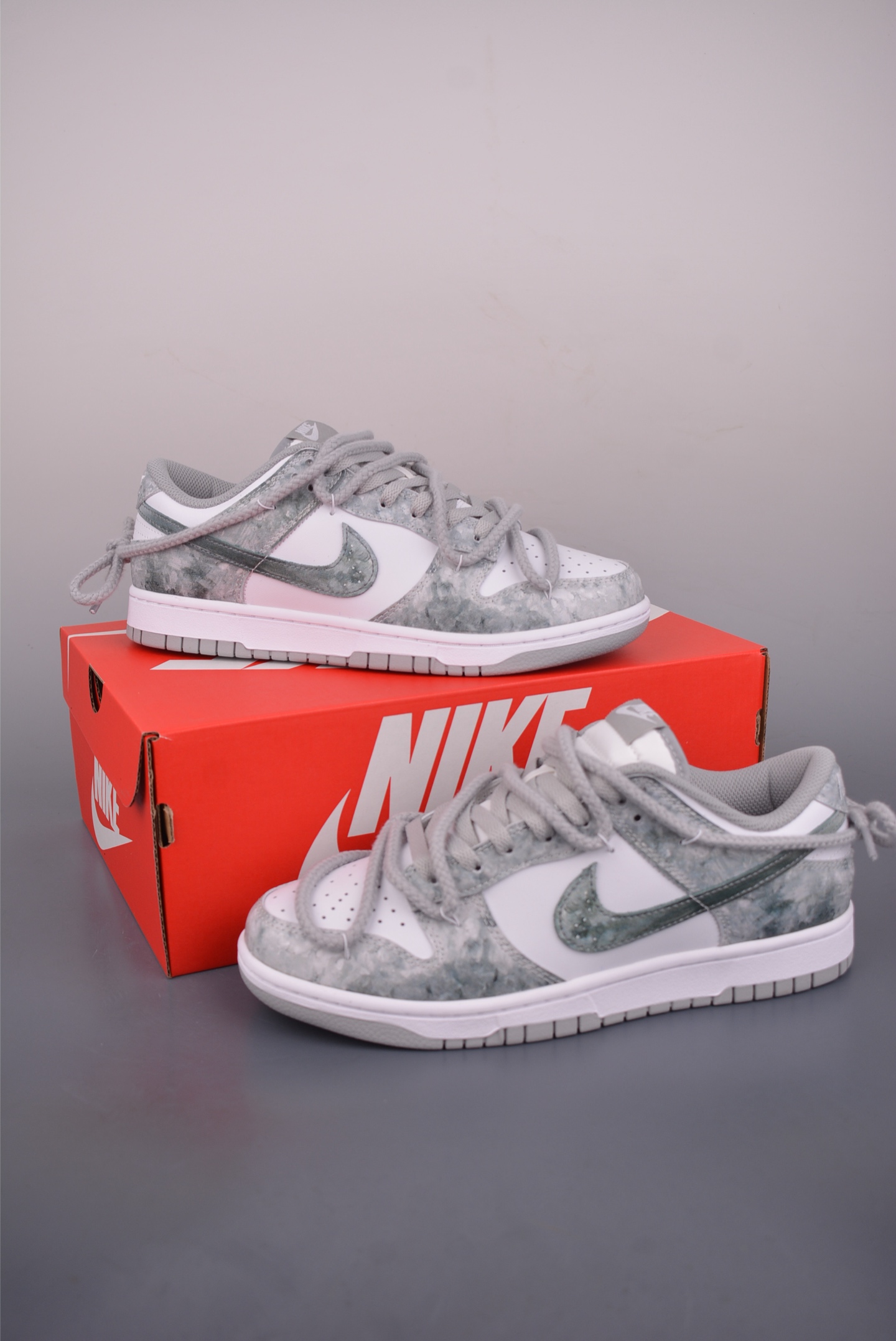 Nike SB Dunk Low 解构绑带 HF5441-105