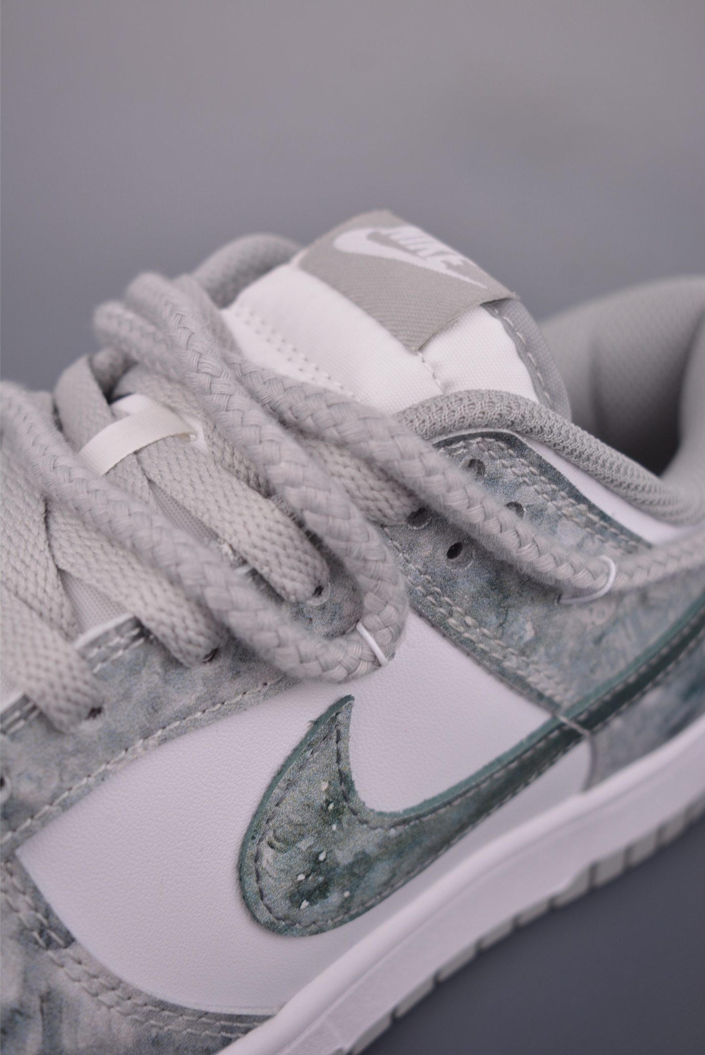 Nike SB Dunk Low 解构绑带 HF5441-105