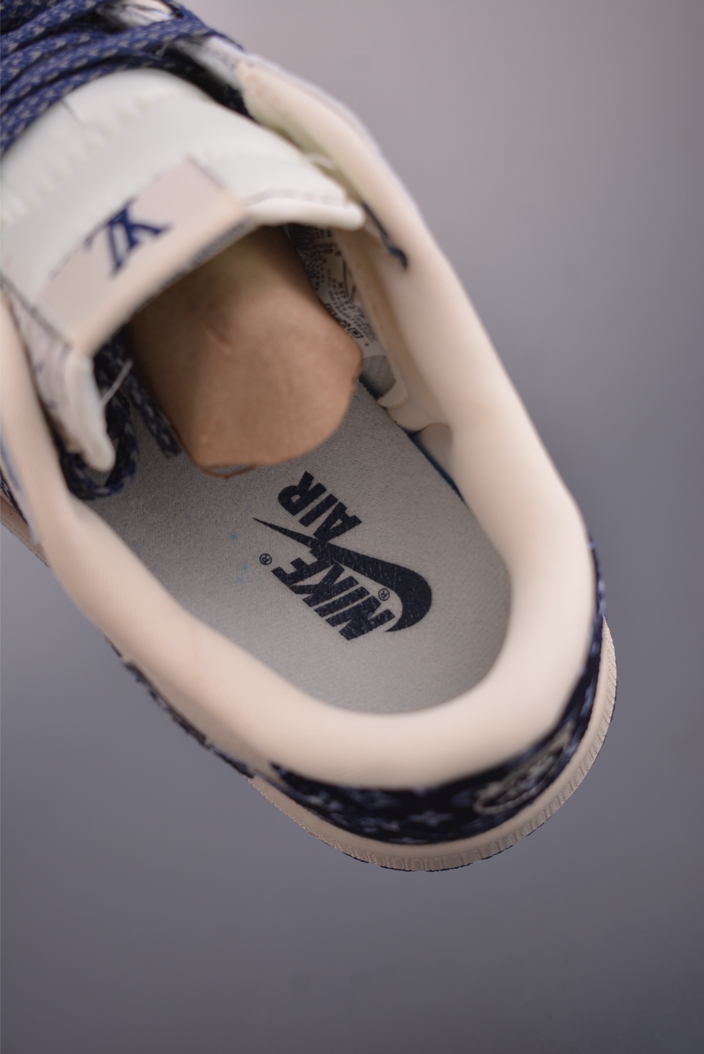 Fragment x Travis Scott x LV Air Jordan 1 Low 解构鞋带 三方联名倒钩 XD1979-002