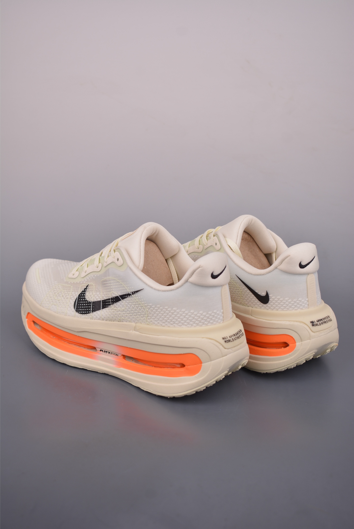 Nike Vomero premium Air气垫40周年 舒适百搭防滑耐磨 支撑缓震低帮 休闲跑步鞋 HQ2050-100