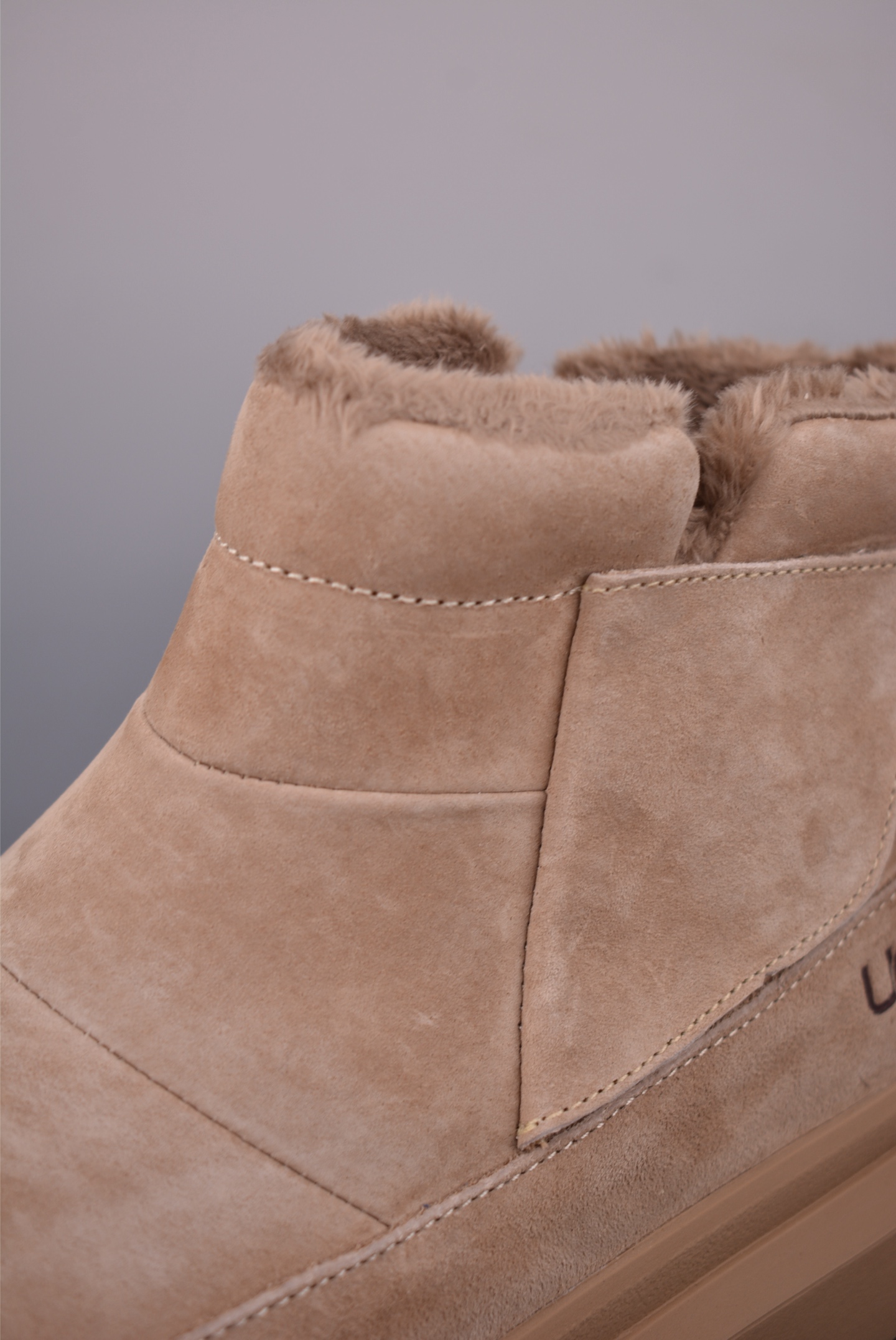 280 美国轻奢品牌 UGG Tasman Weather Hybrid 塔斯曼混合系列轻量休闲鞋 U6337M