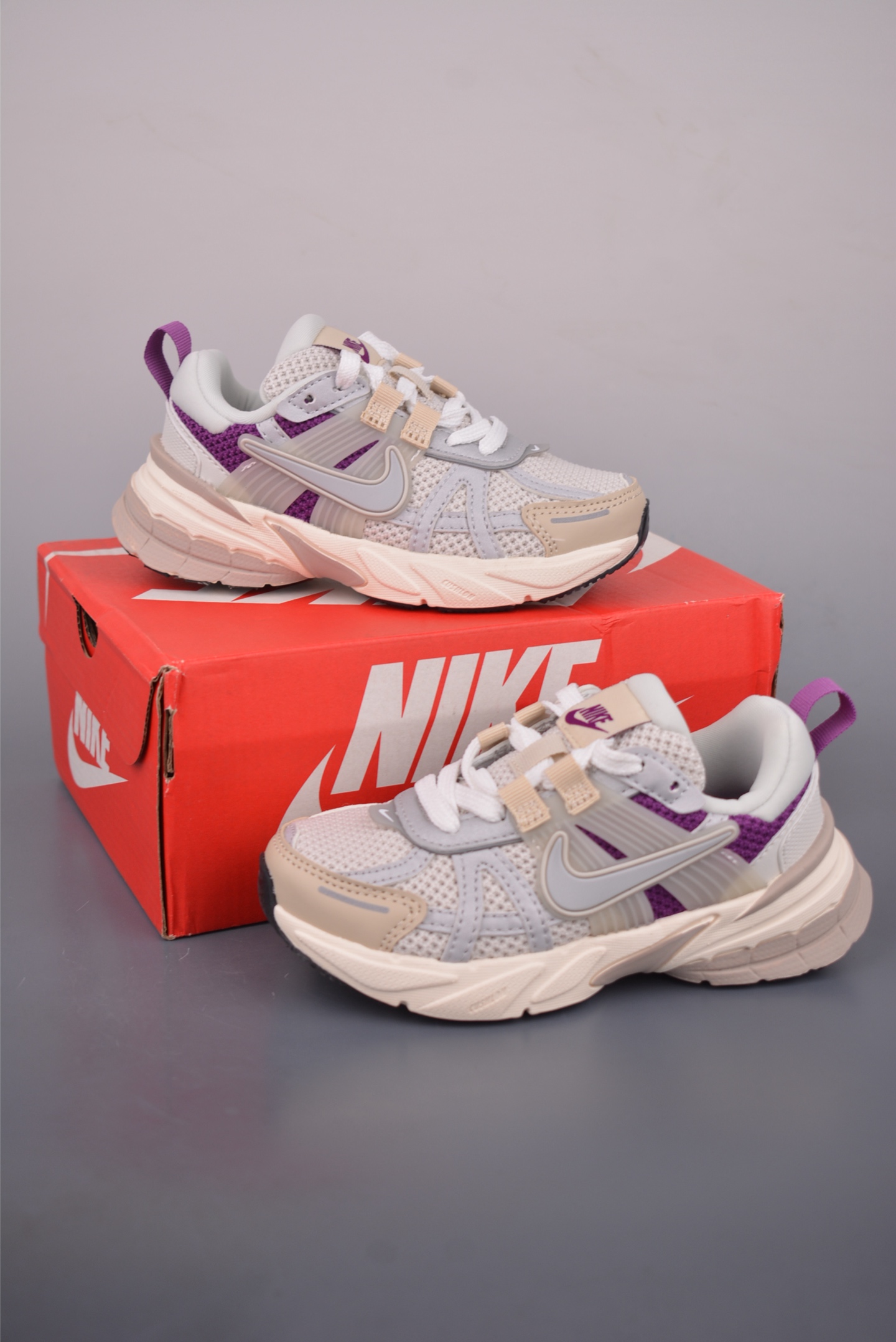 NIKE V2K Runtekk 童鞋 休闲运动慢跑鞋 FZ3596