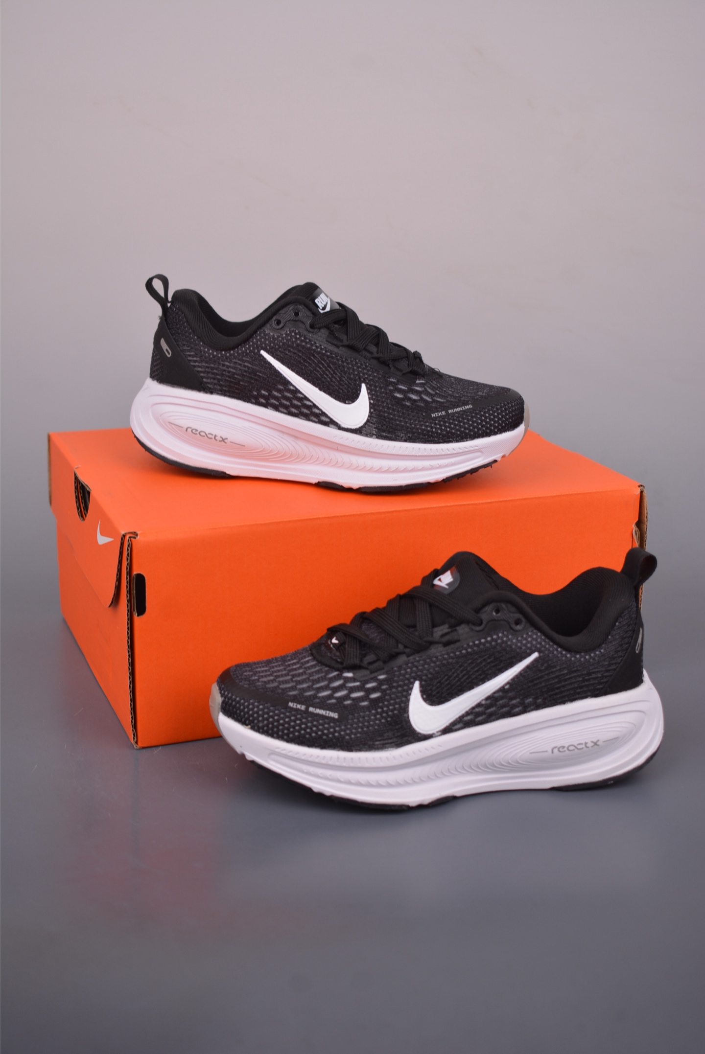 Nike Air Zoom Vomero Plus 童鞋 休闲运动慢跑鞋 HQ2157