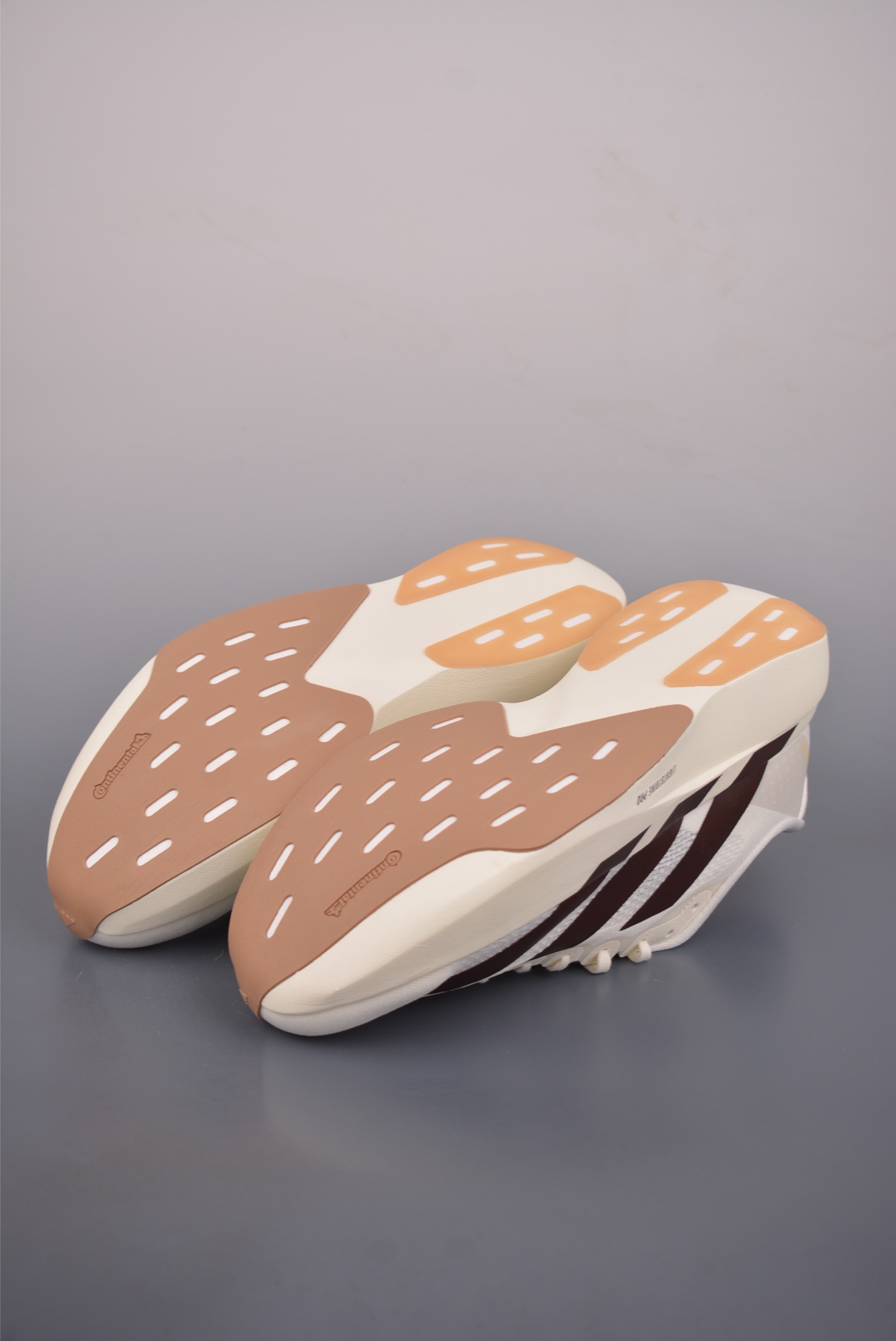 180 Adidas Adizero Evo SL M 阿迪超轻透气缓震跑鞋 KK1348