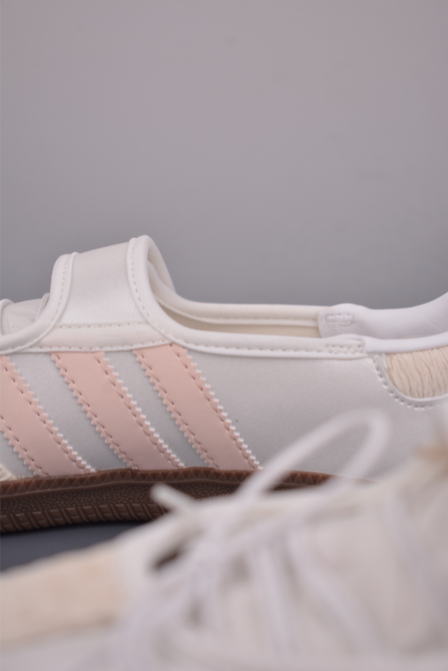 180 Adidas三叶草SAMBA Jane W 玛丽珍鞋 JR4482-Chinese UA Cheap High Quatity Brand Clothes Bags handbags Sneakers wholesale wholesaler seller from China Factory suppliers Fashion Clothing Shoes best Quality Beautiful Price 180 Adidas三叶草SAMBA Jane W 玛丽珍鞋 JR4482