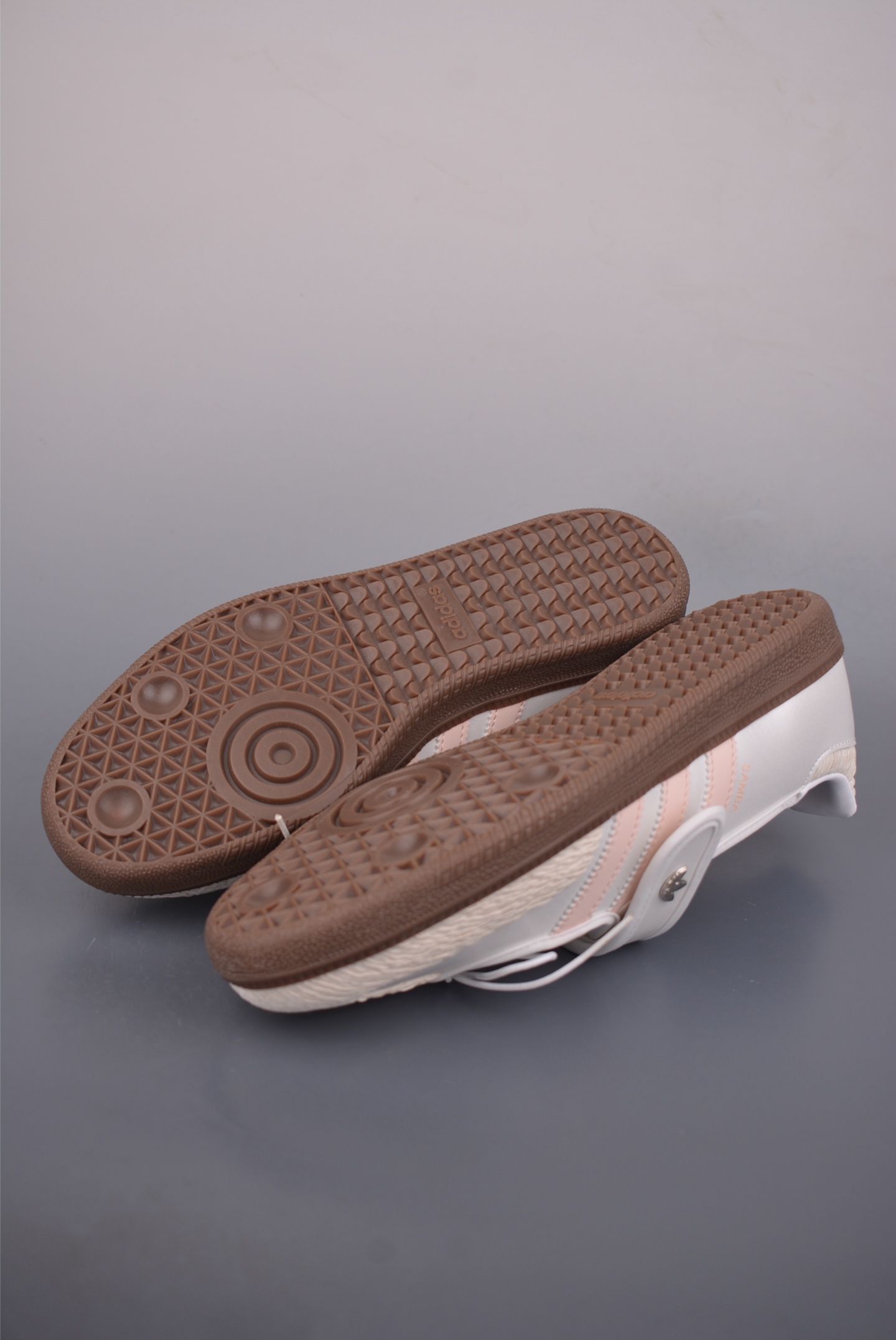 180 Adidas三叶草SAMBA Jane W 玛丽珍鞋 JR4482-Chinese UA Cheap High Quatity Brand Clothes Bags handbags Sneakers wholesale wholesaler seller from China Factory suppliers Fashion Clothing Shoes best Quality Beautiful Price 180 Adidas三叶草SAMBA Jane W 玛丽珍鞋 JR4482