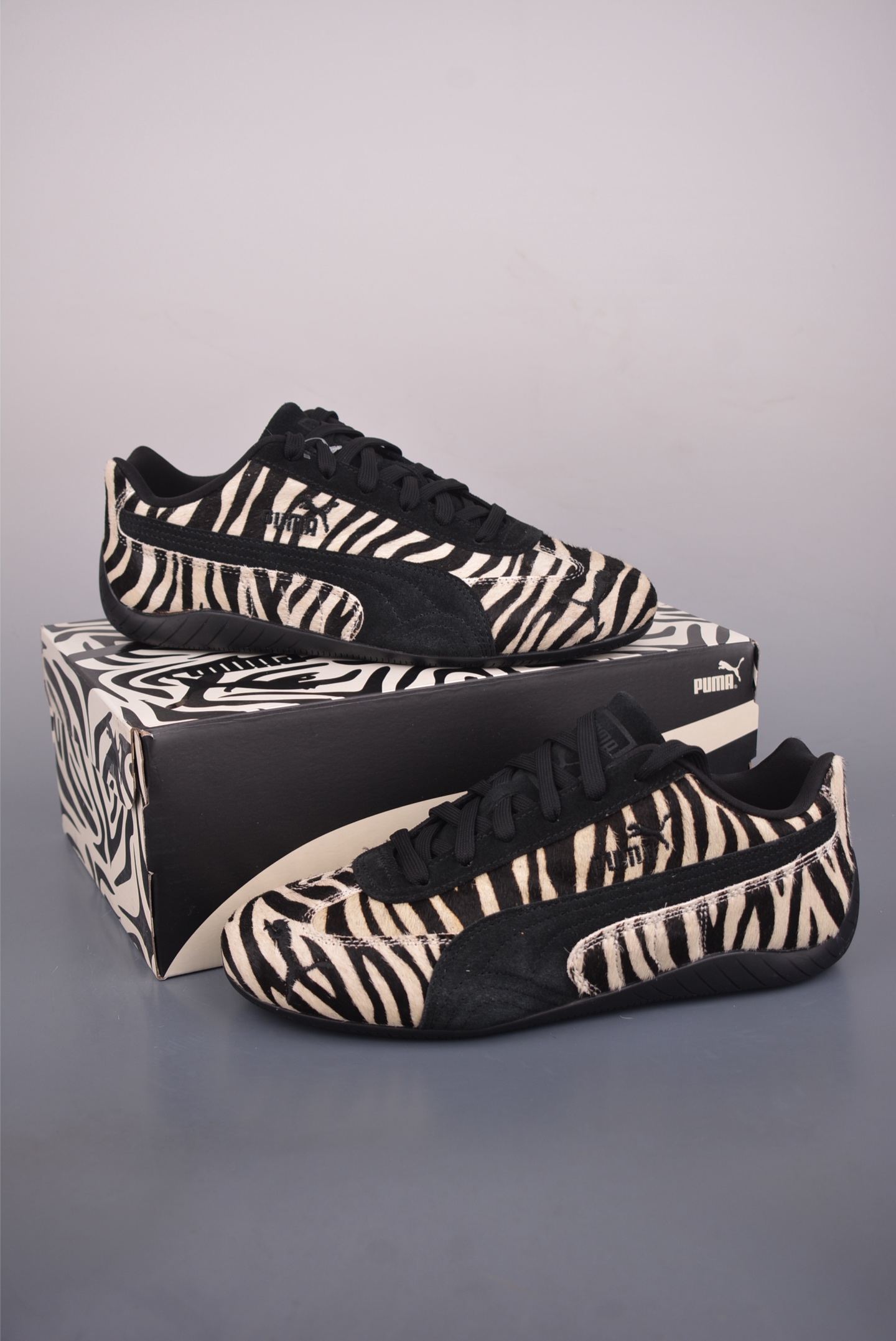 Puma Speedcat Sparco 充正版本 彪马罗马阿莫尔系列 复古运动休闲赛车跑鞋 403356-012-Top High Quatity Cheap Sneakers Fashion Clothing Clothes Bags handbags Shoes of all Brand wholesale With The best Quality And Beautiful Price from China Factory Chinese suppliers wholesaler seller Puma Speedcat Sparco 充正版本 彪马罗马阿莫尔系列 复古运动休闲赛车跑鞋 403356-012