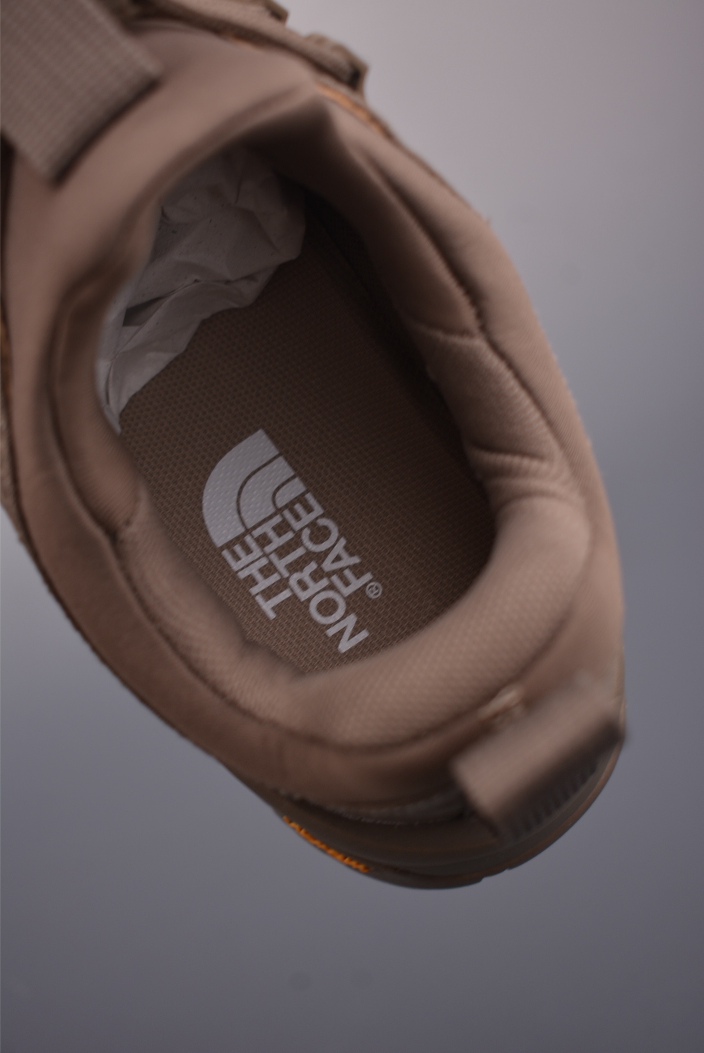 北面THE NORTH FACE GLENCLYFFE 面料采用进口磨砂牛皮 NF0A817BC89