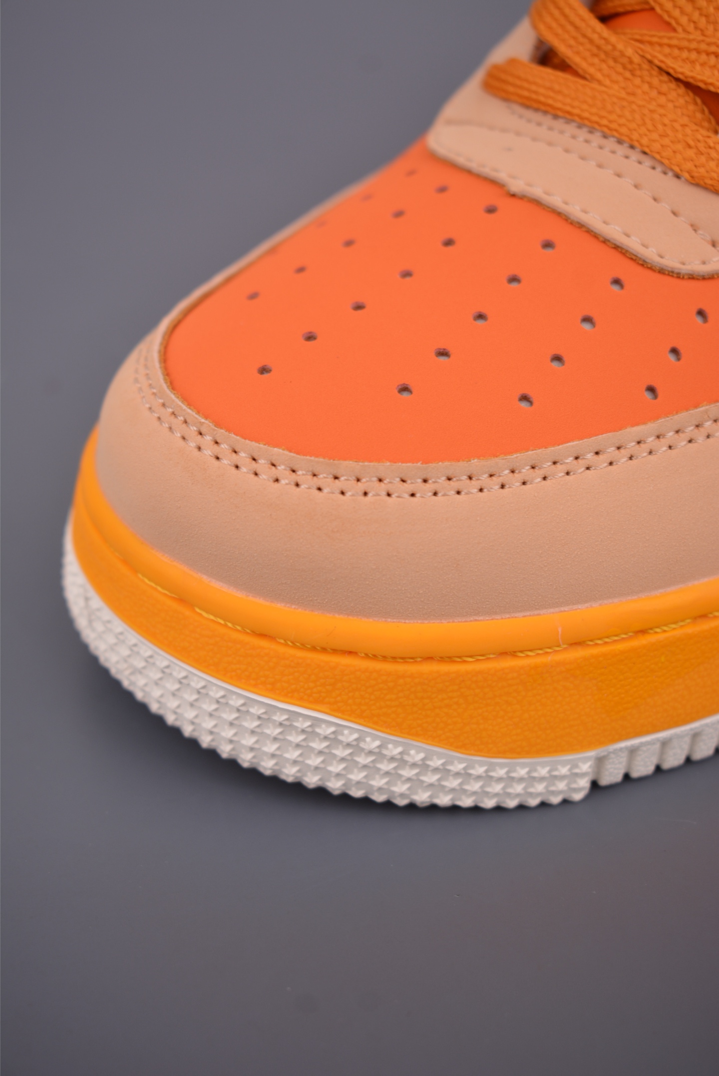 260 Nike Air Force 1 Low 巴黎世家联名 SY1388-002