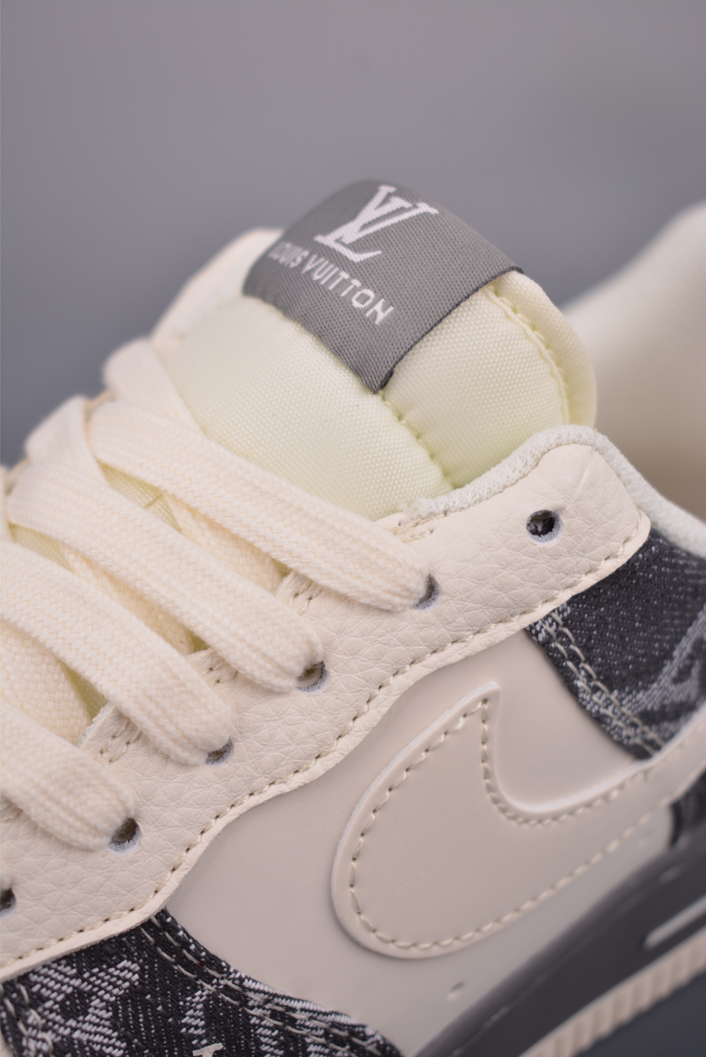 260 Nike Air Force 1 Low LV联名 SM6668-110