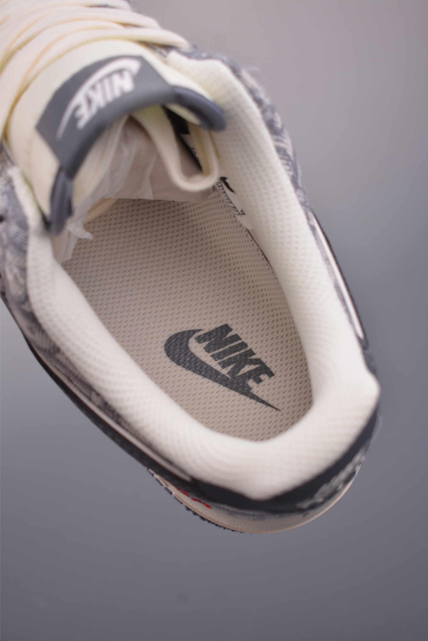 Nike Air Force 1 Low Dior联名 MZ9588-807