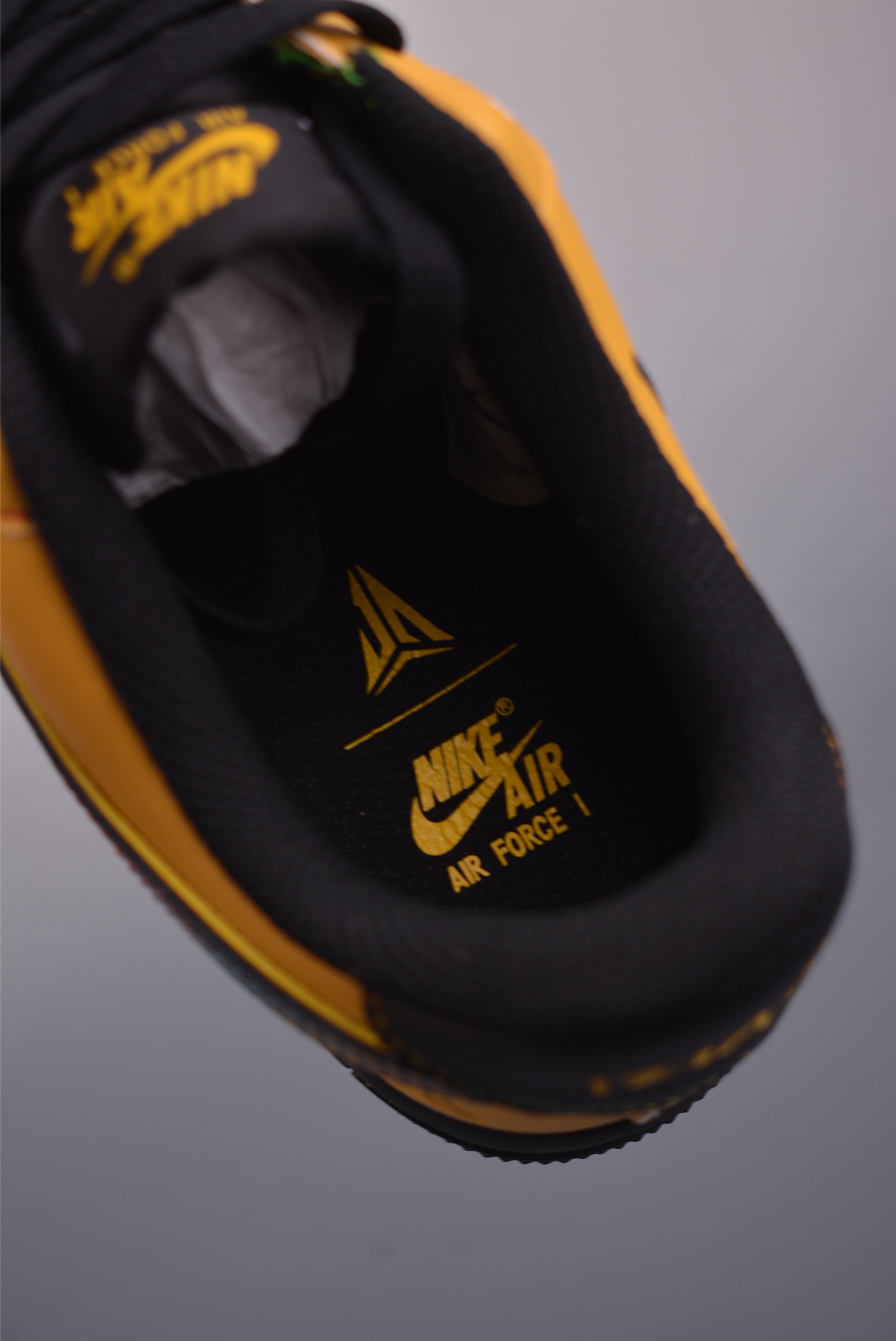 Nike Air Force 1 Low IO2713-700