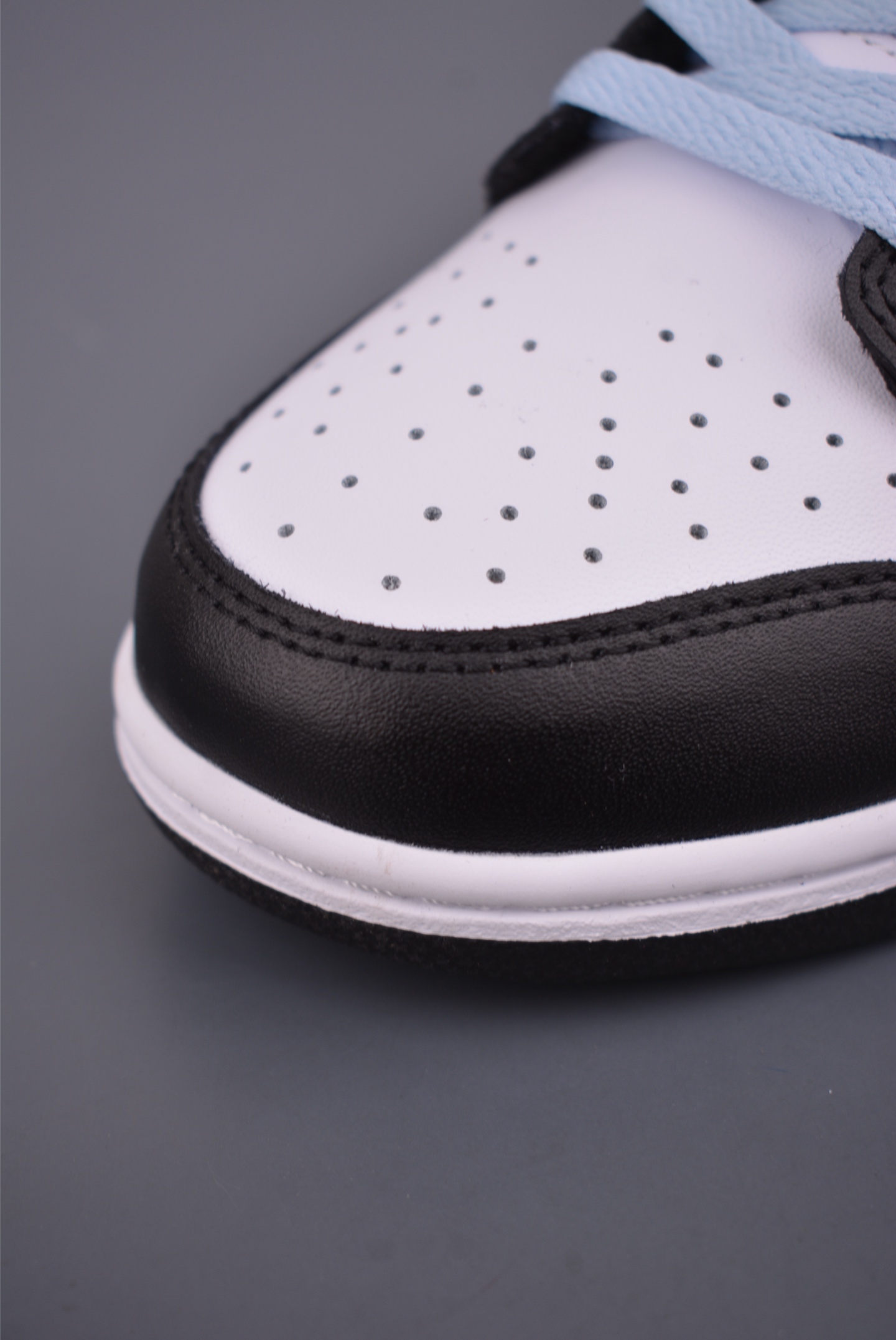 Nike SB Dunk Low Ample联名 DD1391-100