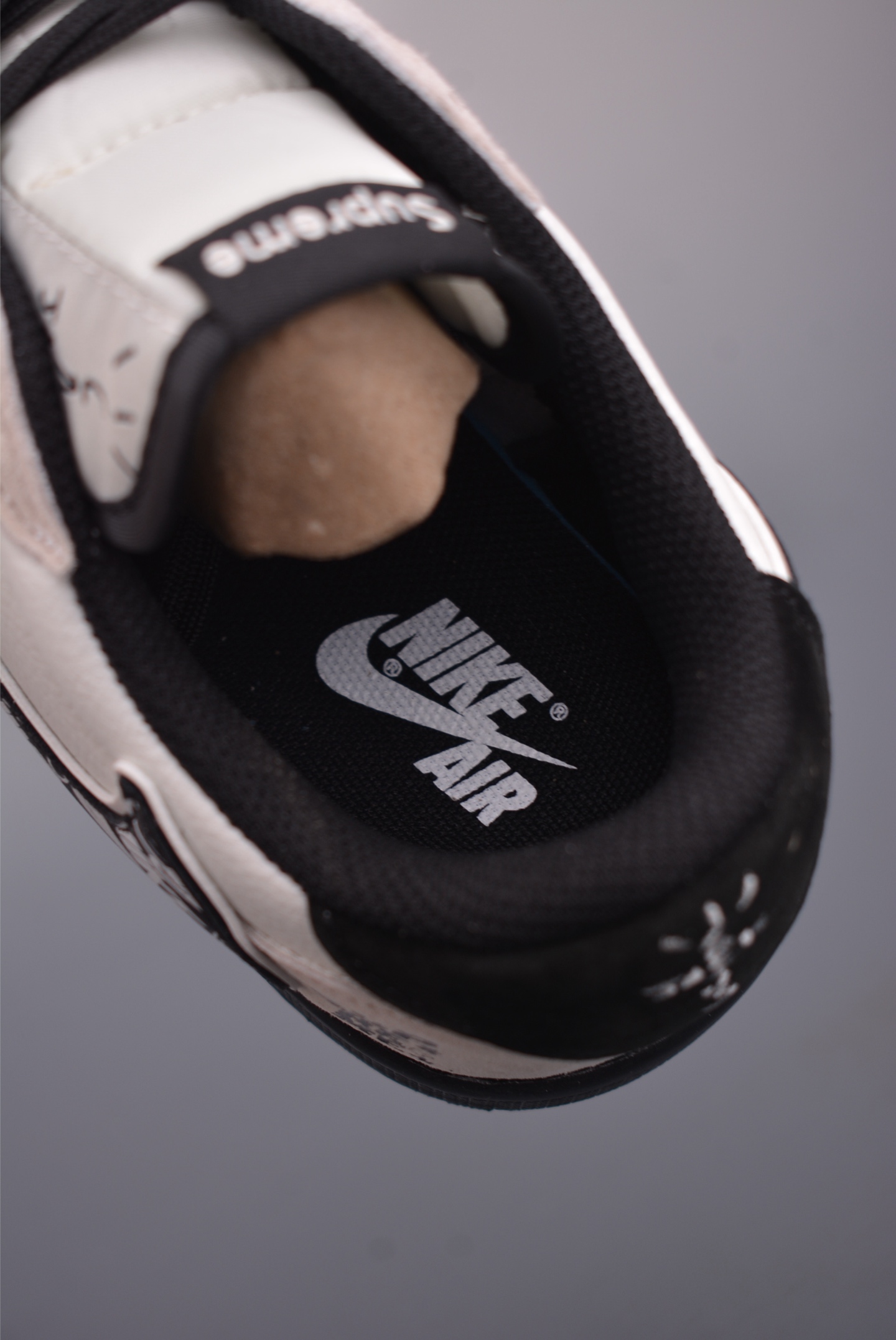 Fragment x Travis Scott x Supreme Air Jordan 1 Low 三方联名倒钩 DZ5899-032