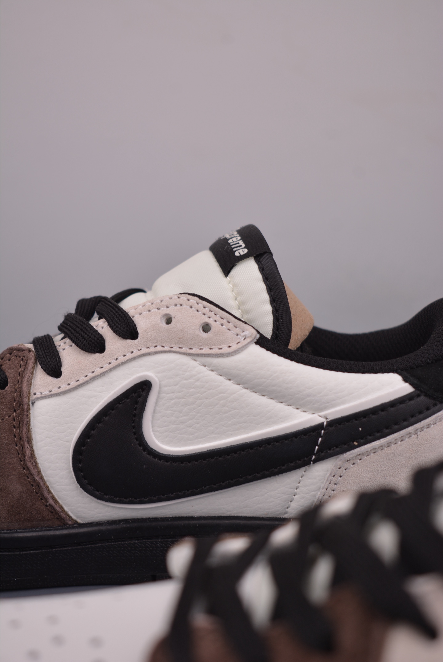 Fragment x Travis Scott x Supreme Air Jordan 1 Low 三方联名倒钩 DZ5899-032