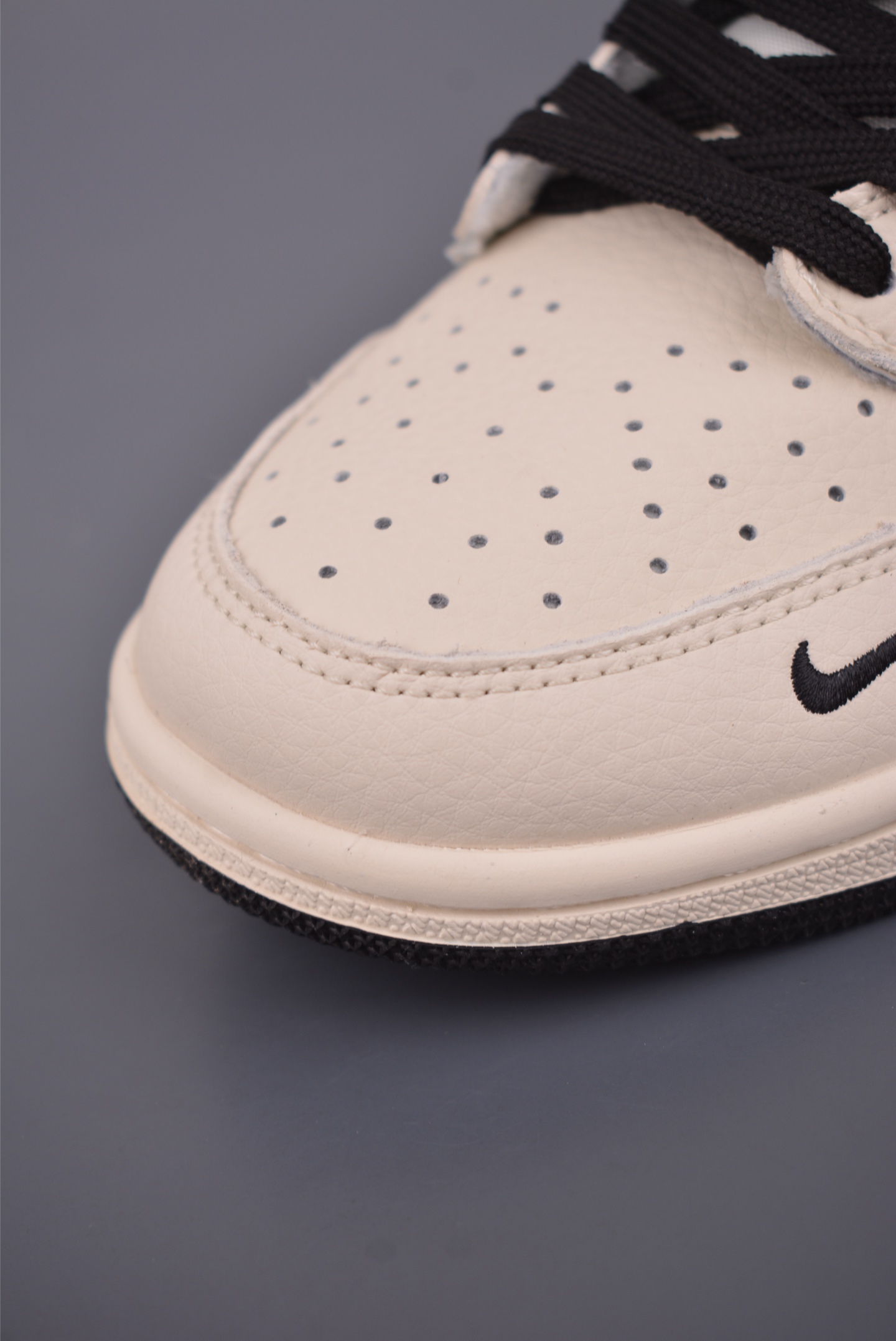 Fragment x Travis Scott x Air Jordan 1 Low 三方联名倒钩 DD7866-105