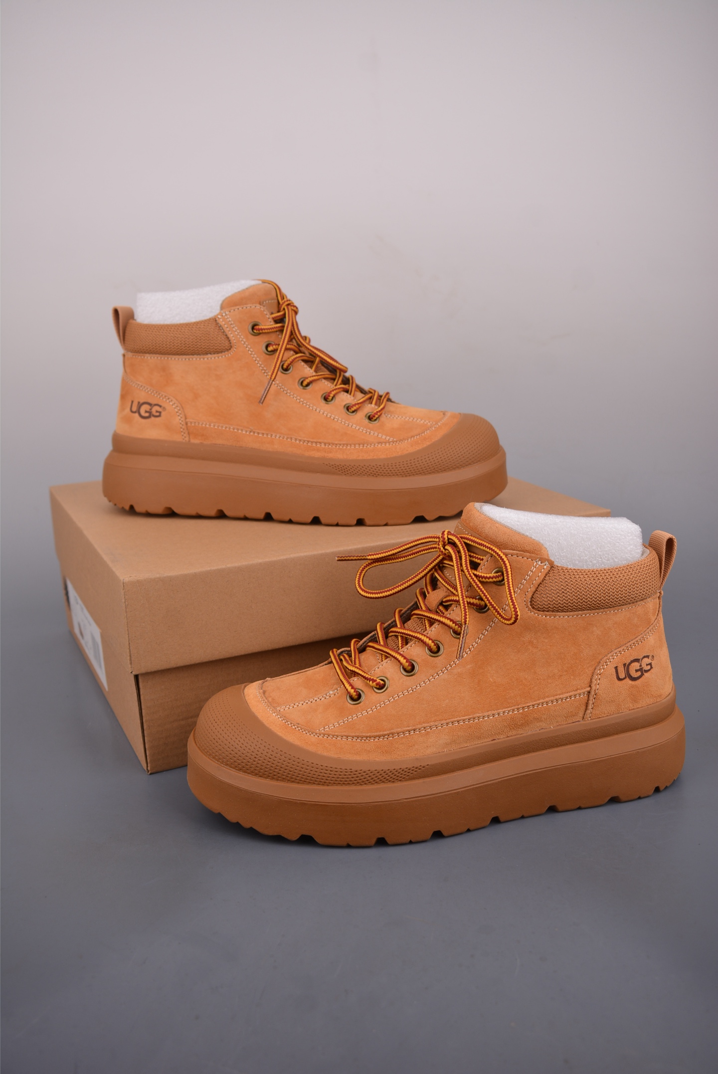 280 美国轻奢品牌 UGG M Tasman Weather Hybrid 塔斯曼混合系列中帮厚底轻量休闲马丁靴 U9806