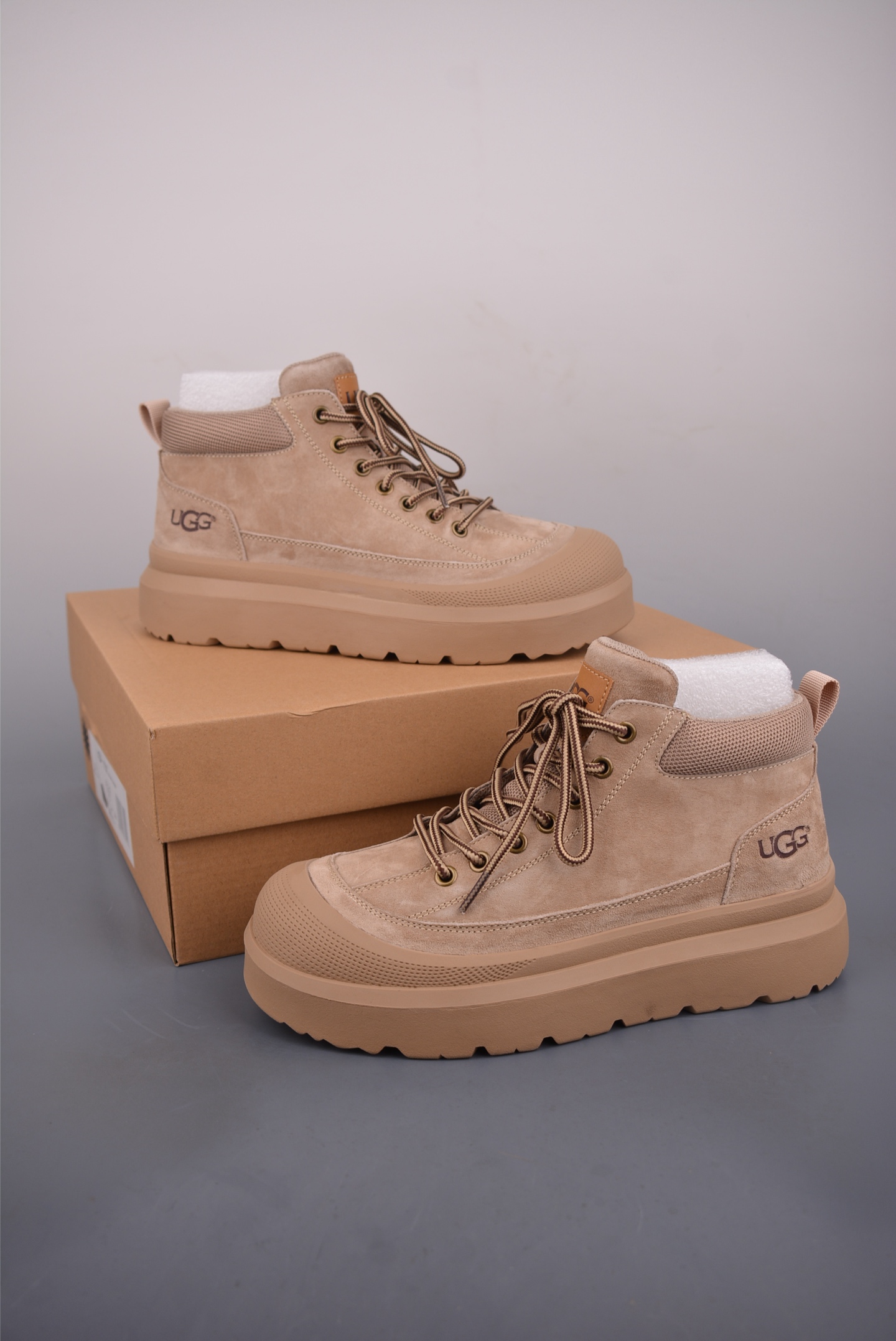 280 美国轻奢品牌 UGG M Tasman Weather Hybrid 塔斯曼混合系列中帮厚底轻量休闲马丁靴 U9806