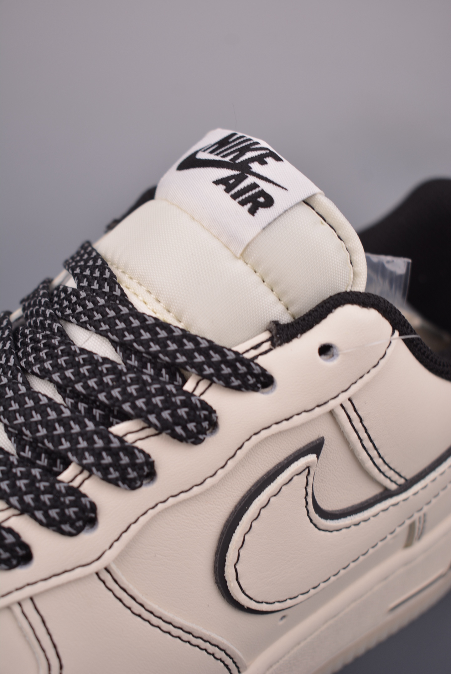 Nike Air Force 1 Low 米黑 SM6888-115