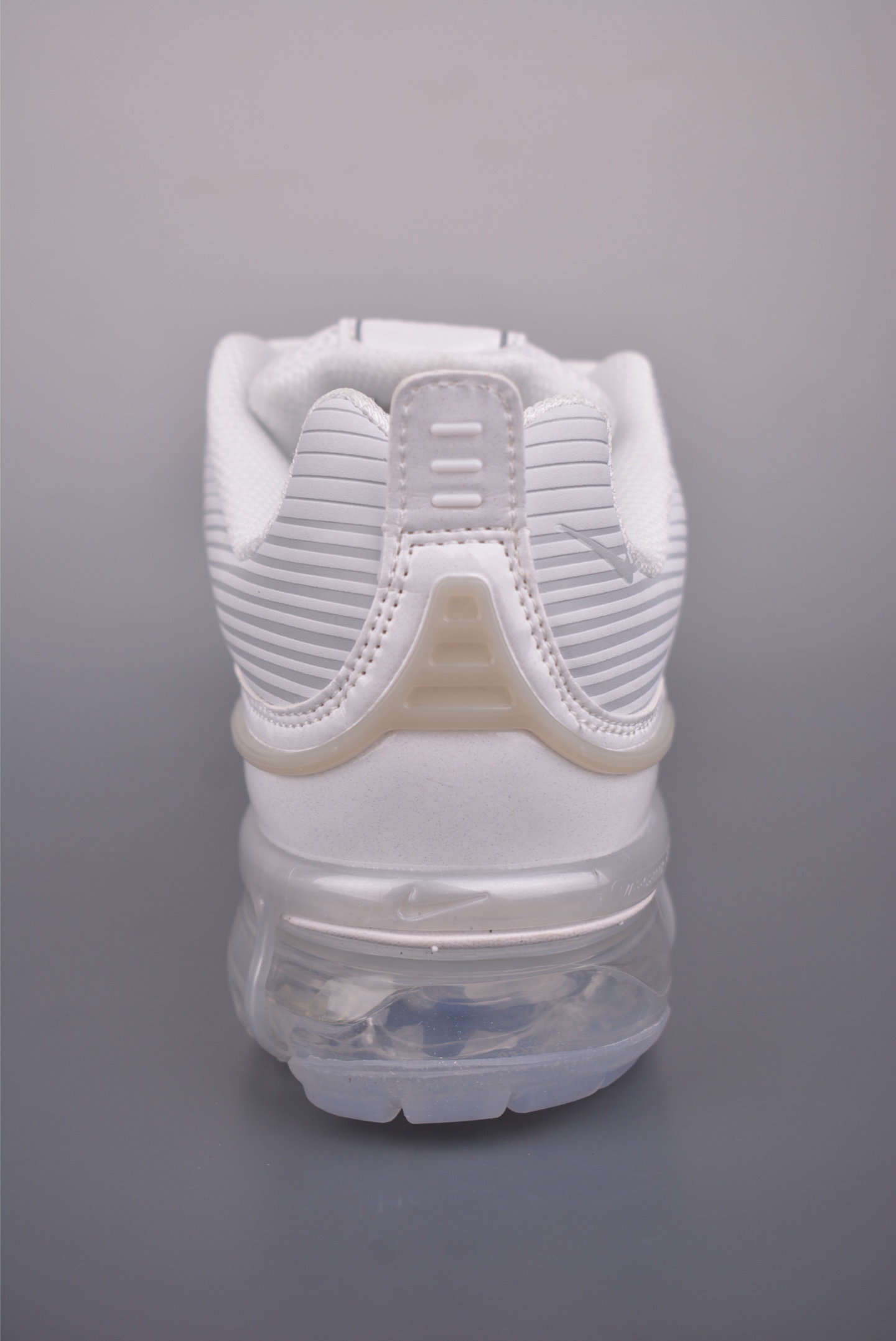 Nike AIR VAPOR 360 搭载全掌长气垫鞋款 低帮跑步鞋 CK9670-100