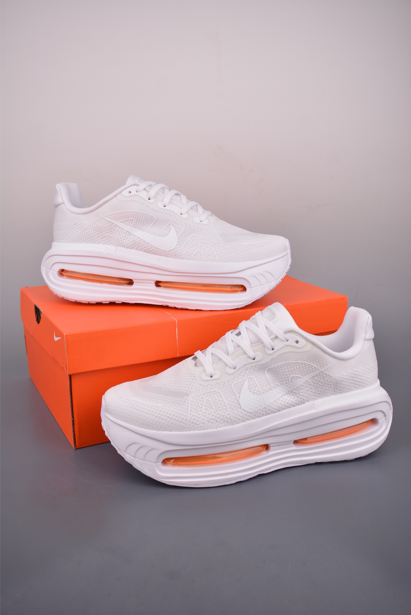 Nike Vomero premium Air气垫40周年 舒适百搭防滑耐磨 支撑缓震低帮 休闲跑步鞋 HQ205-533