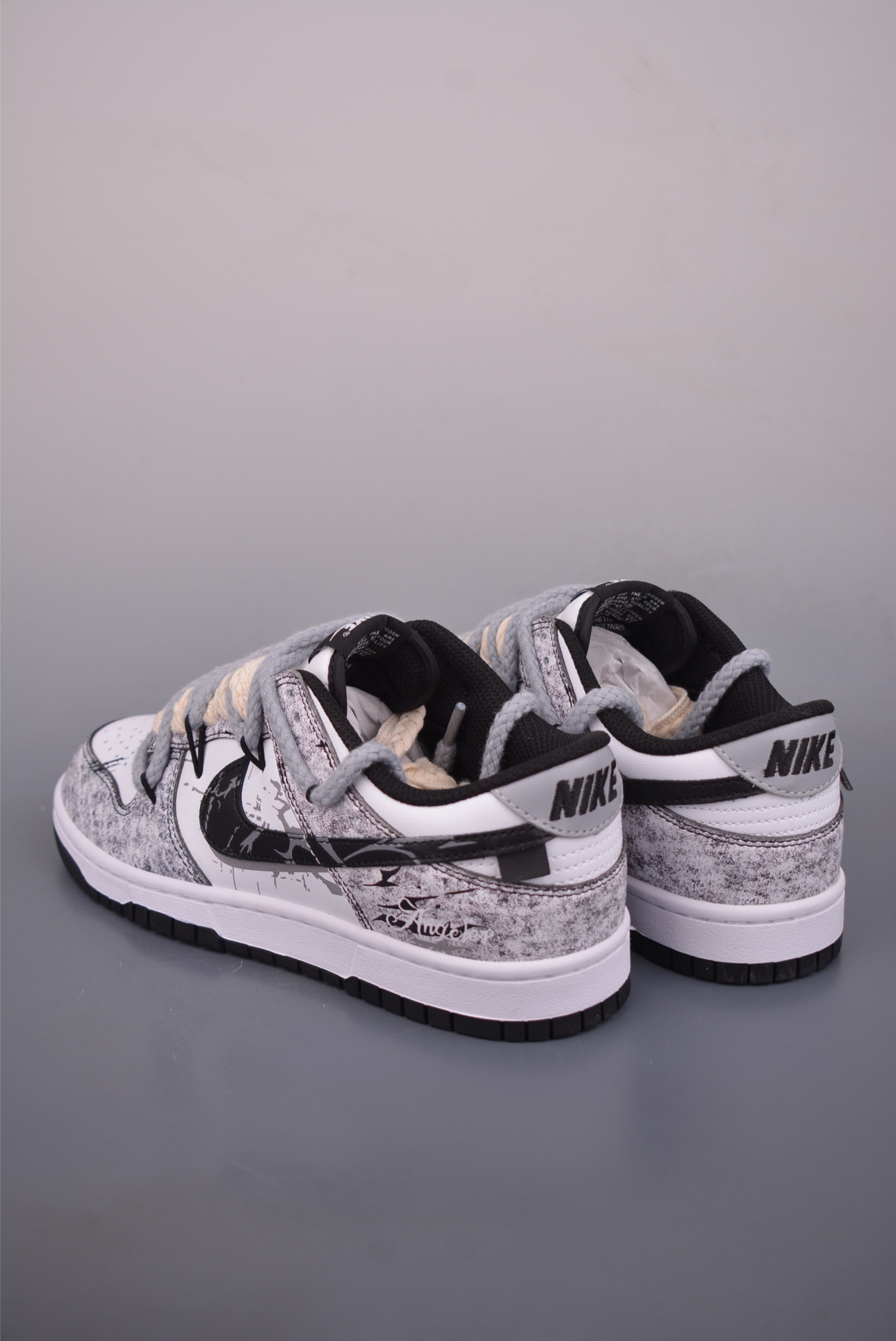 Nike SB Dunk Low 解构绑带 DD1391-100