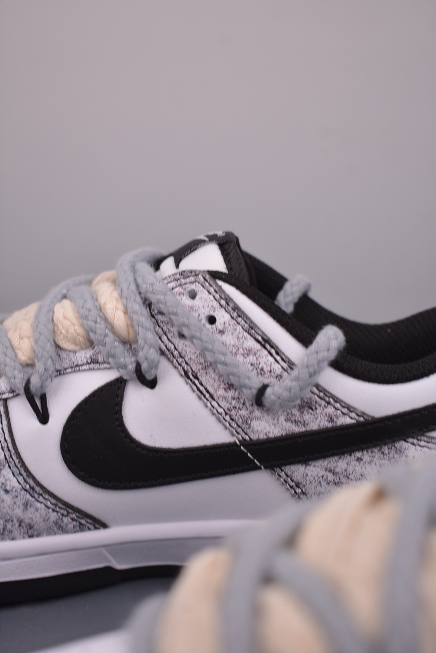Nike SB Dunk Low 解构绑带 DD1391-100
