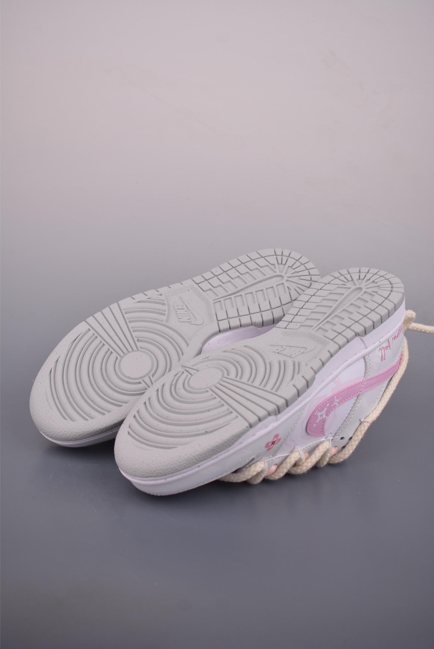 Nike SB Dunk Low 落花粉 解构绑带 DD1503-103