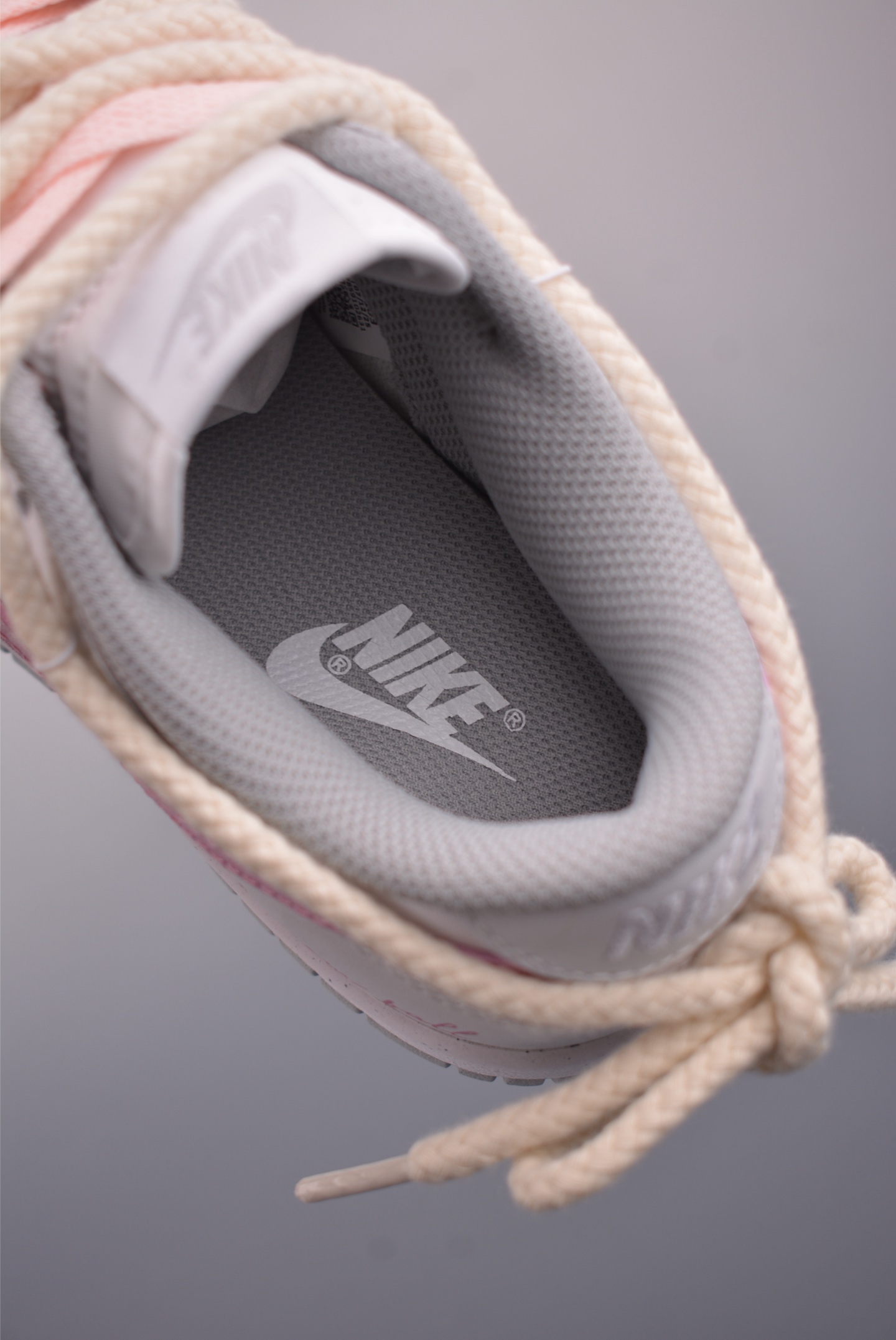 Nike SB Dunk Low 落花粉 解构绑带 DD1503-103