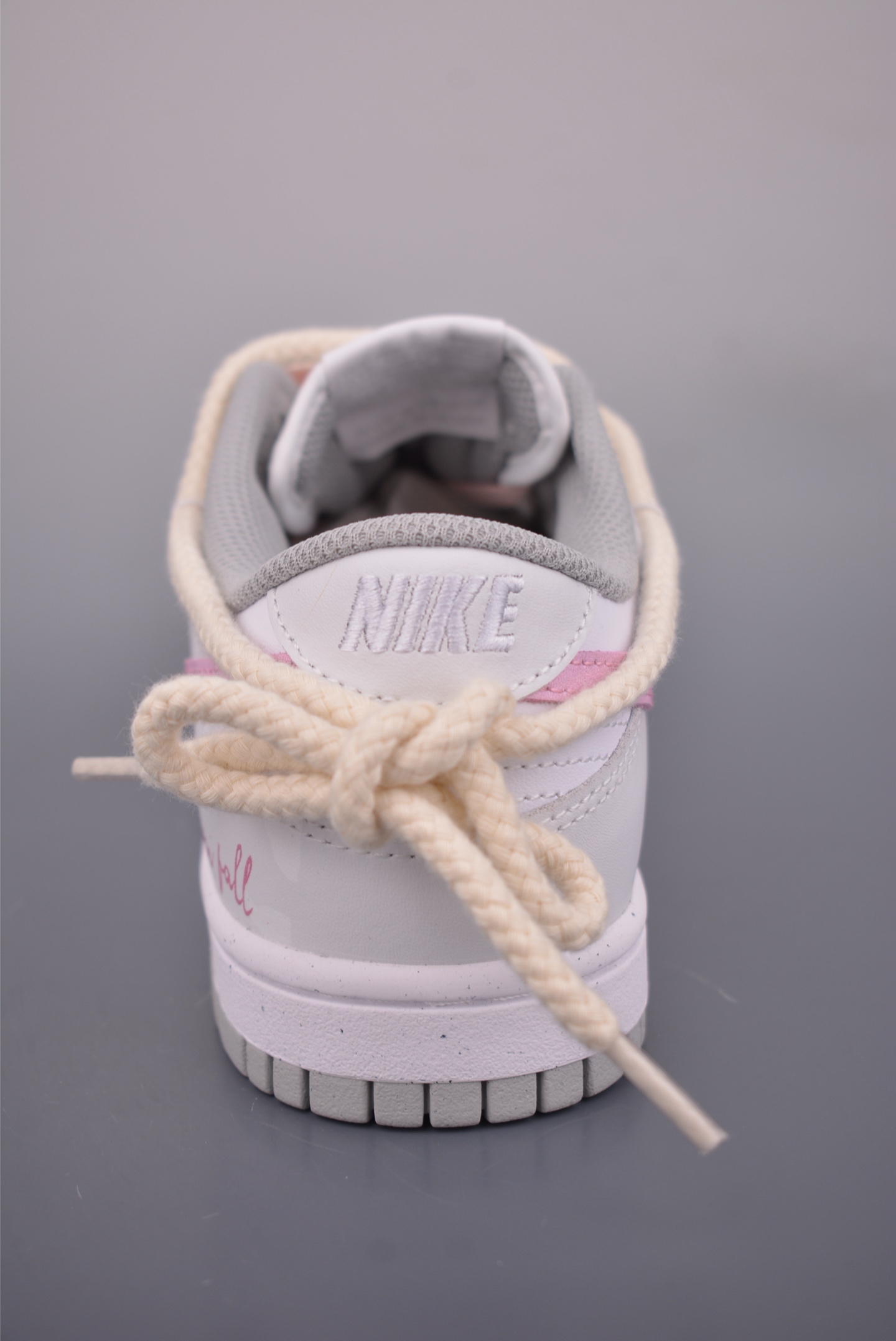 Nike SB Dunk Low 落花粉 解构绑带 DD1503-103