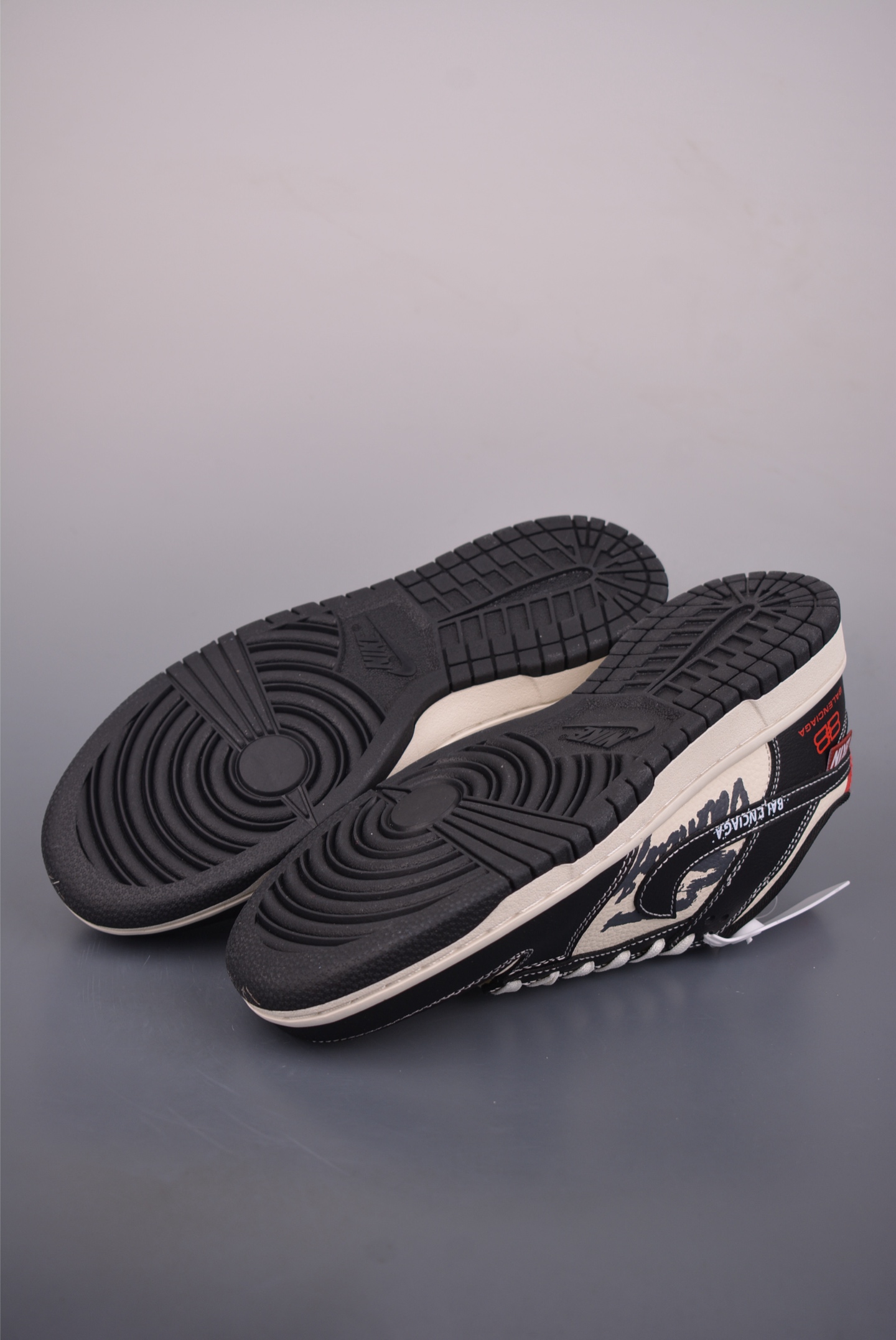 280 Nike SB Dunk Low 巴黎世家联名 解构抽绳鞋带 DS6608-016