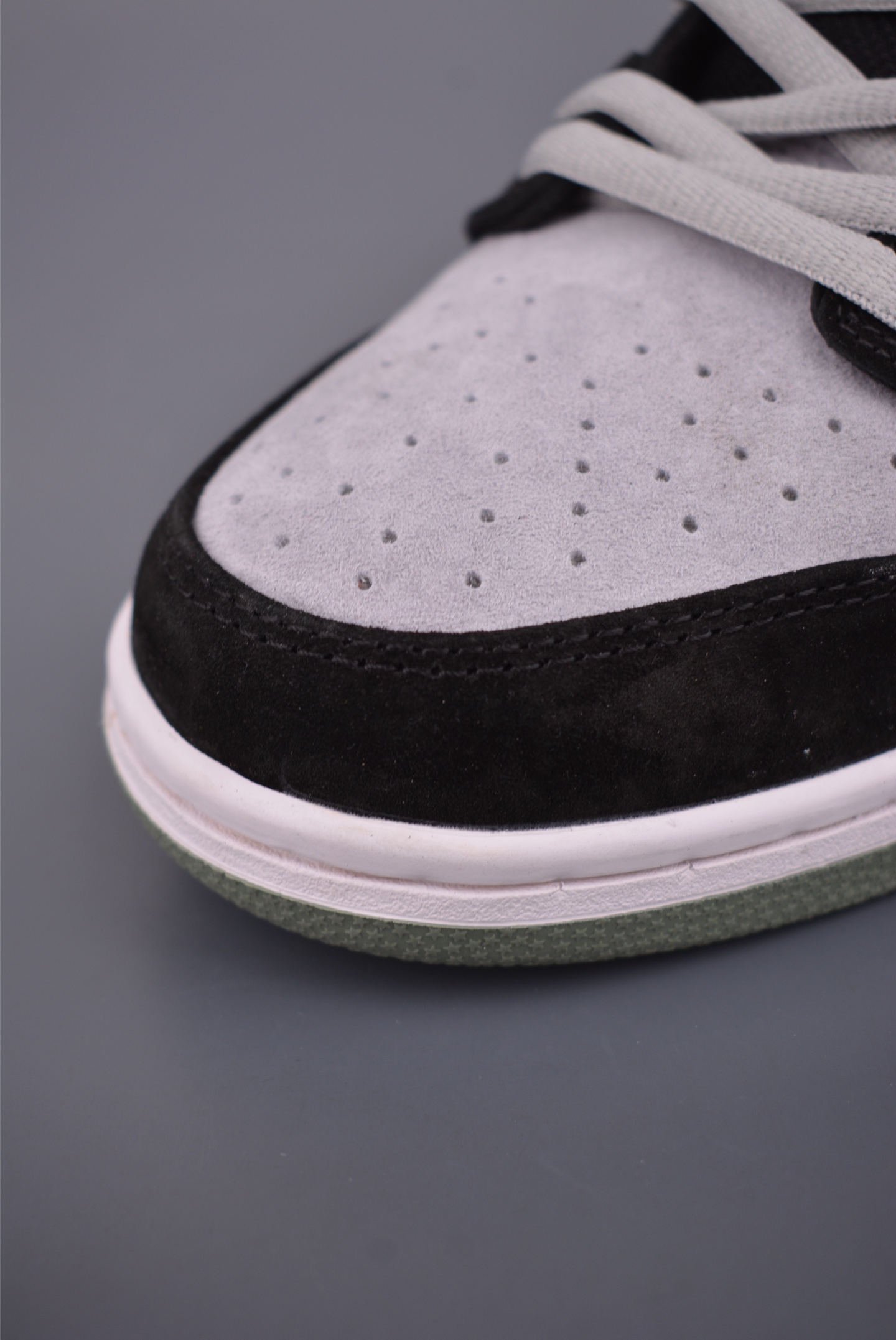 Nike SB Dunk Low HF3063-002