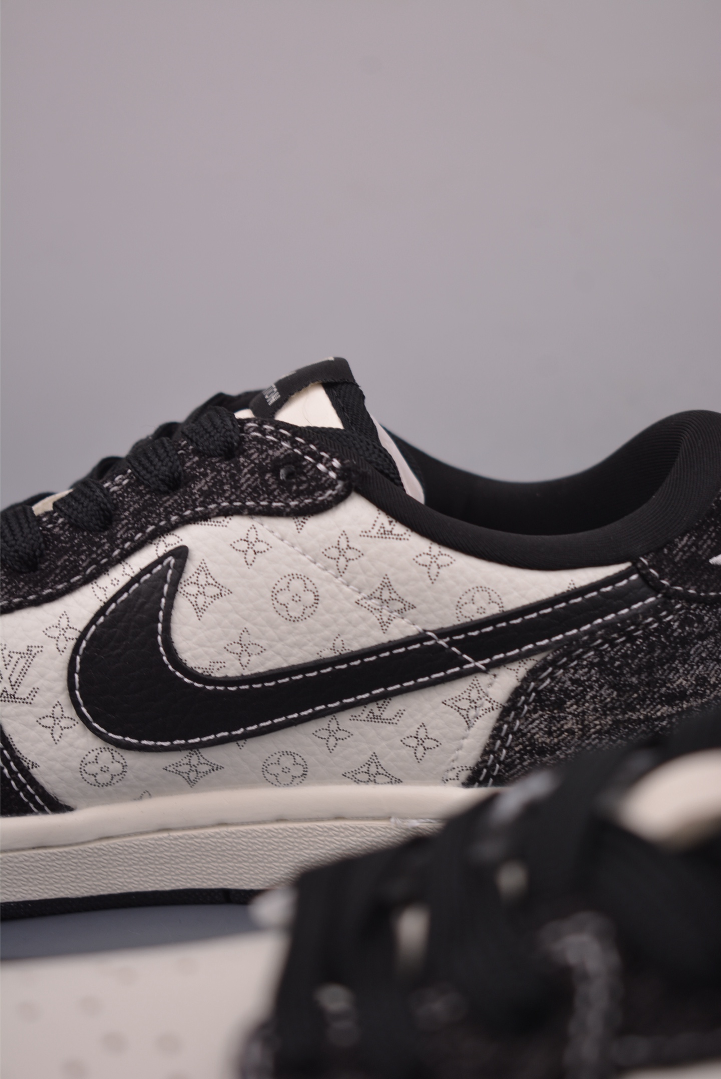 Fragment x Travis Scott x LV Air Jordan 1 Low 三方联名倒钩 SC0601-054