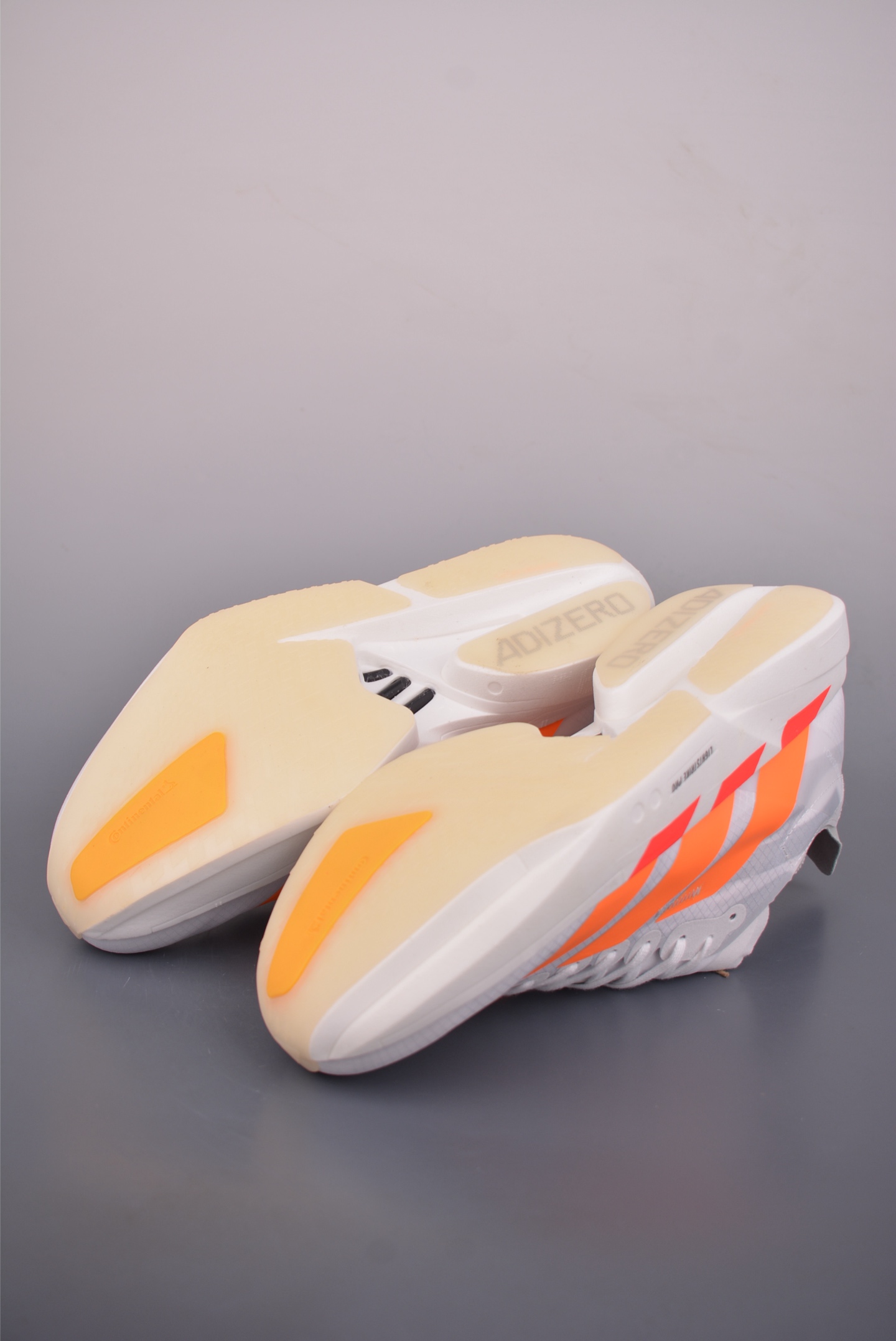 Adidas Adizero Pro 4 M 阿迪超轻透气缓震跑鞋 JR1255