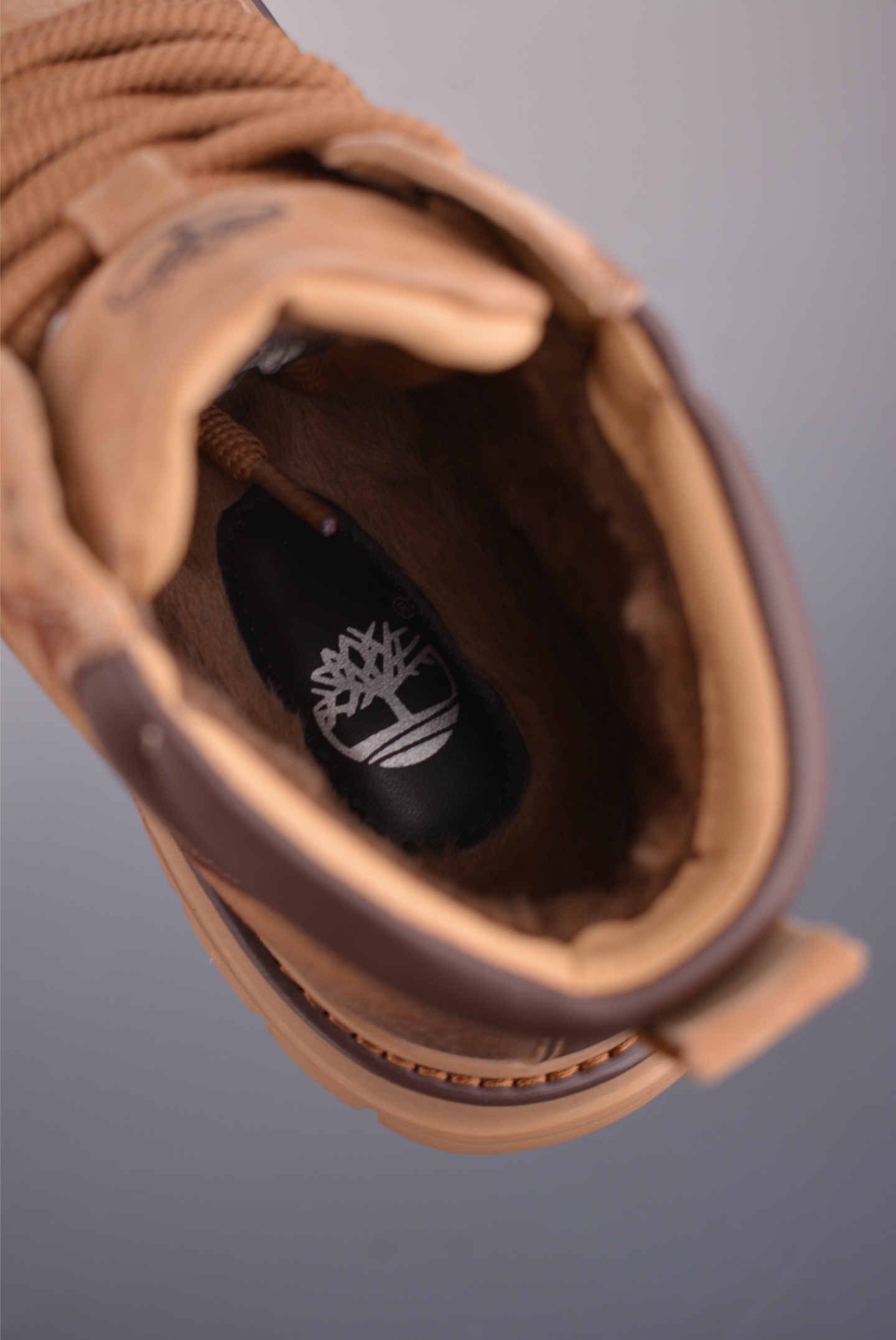 320 Timberland添柏岚/天伯伦秋冬新品 秋冬必备户外休闲大黄靴系列 TB10036M